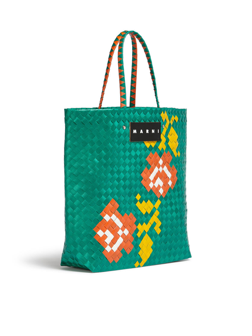 Mittelgroße MARNI MARKET BORA Tasche mit grünem Blumenmotiv - Shopper - Image 2