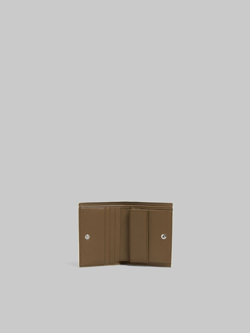Portefeuille à deux volets en cuir marron avec effet raccommodé Marni - Portefeuilles - Image 2