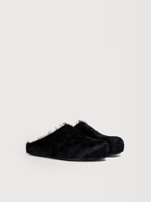 Black long hair calfskin Fussbett sabot - Clogs