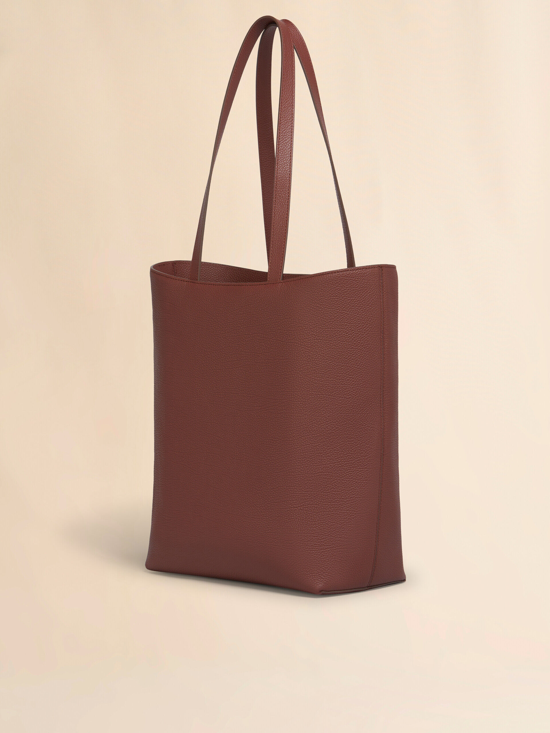 【関税込み】Marni レッド Trunkaroo レザー バッグ ブリックレッド レザー製 Trunkaroo エンボスミディアムバッグ