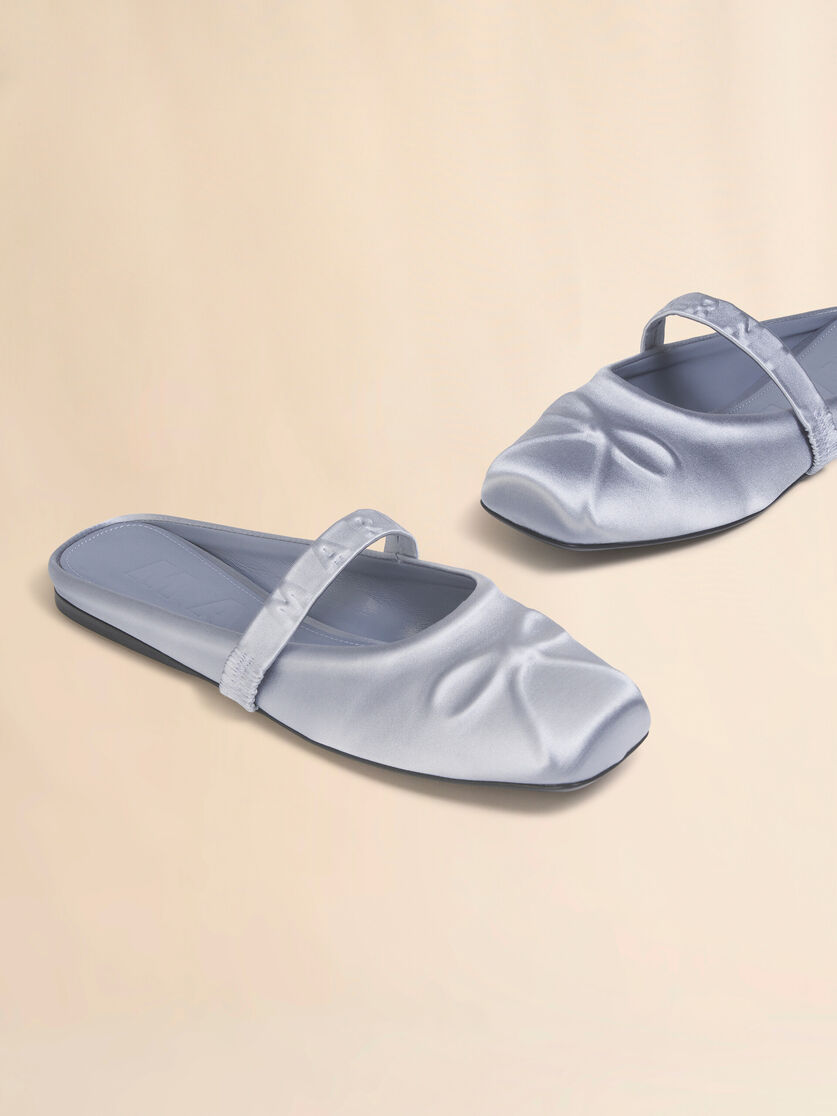 Light grey satin Little Bow sabot ballet flat - Ballet Shoes - Image 5