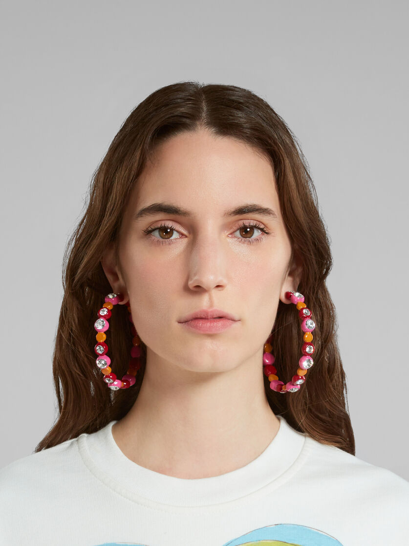 Bezel-set rhinestone resin hoop earrings - Earrings - Image 2