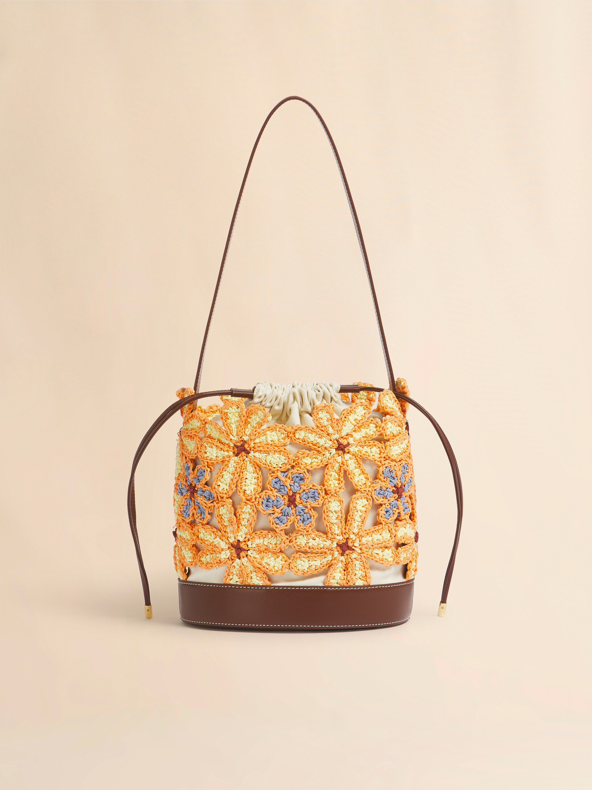 Yellow paper raffia flower Seaside bucket bag - Shoulder Bags - Image 3