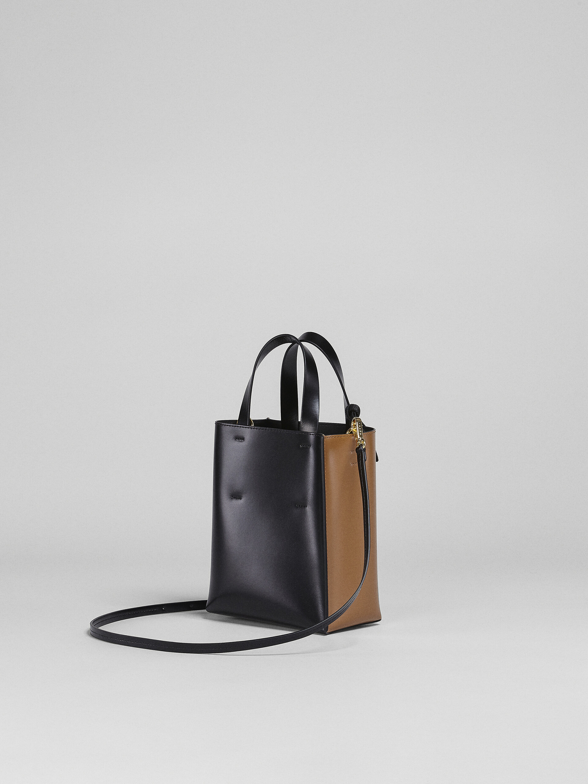 Museo Bag Mini in pelle nera e marrone - Borse shopping - Image 3