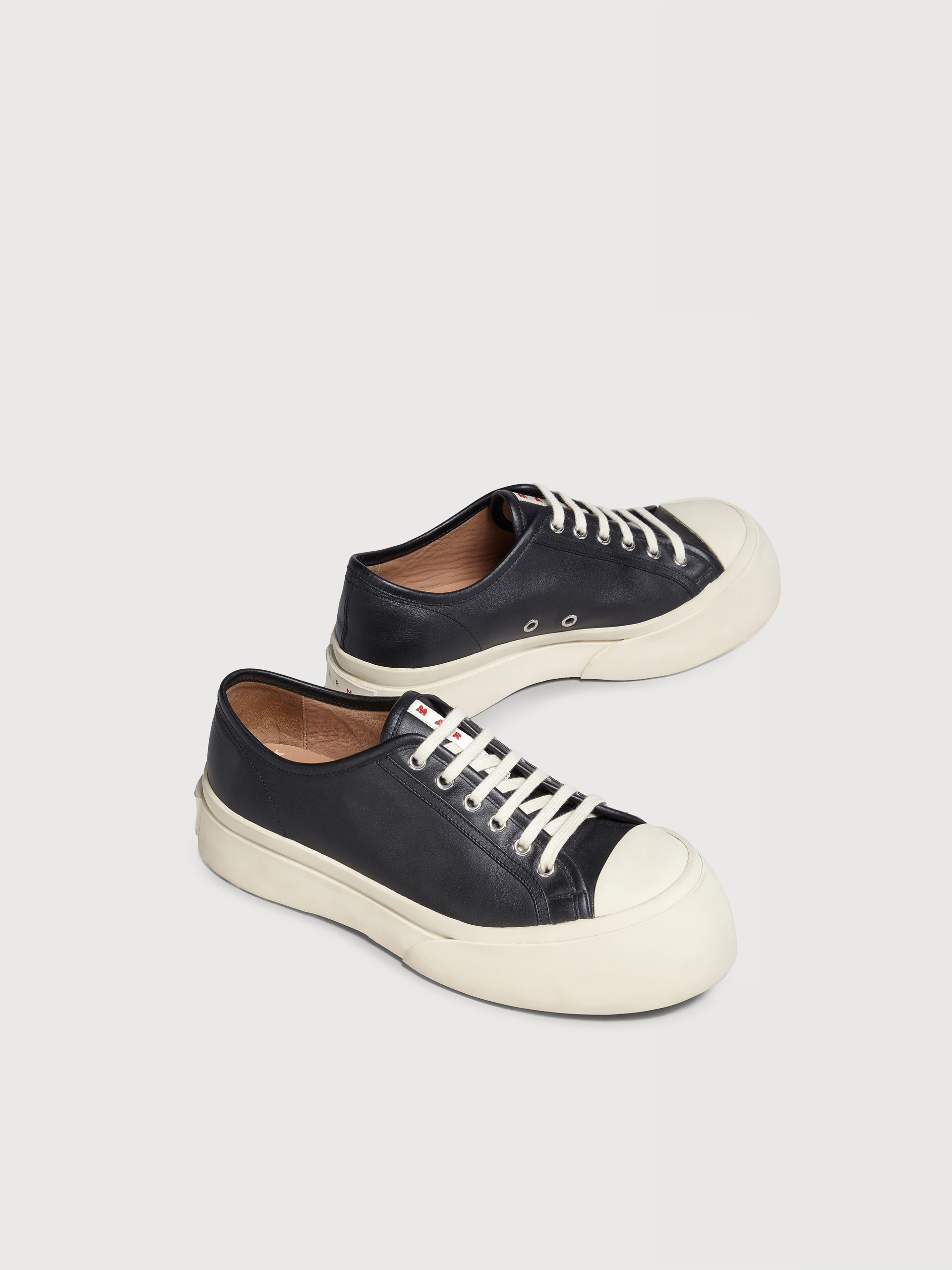 Sneaker Pablo in nappa nera - Sneakers - Image 5