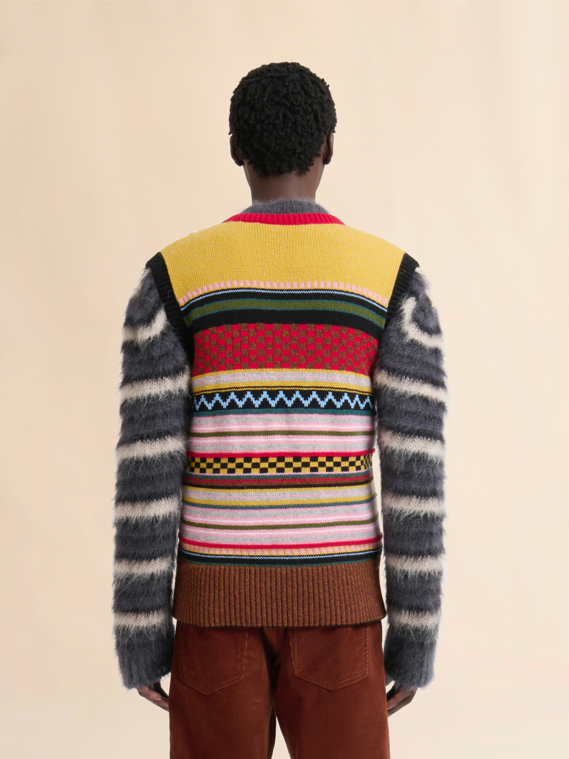 Multicolour wool sleeveless jumper with mixed patterns - Pullovers - Image 3