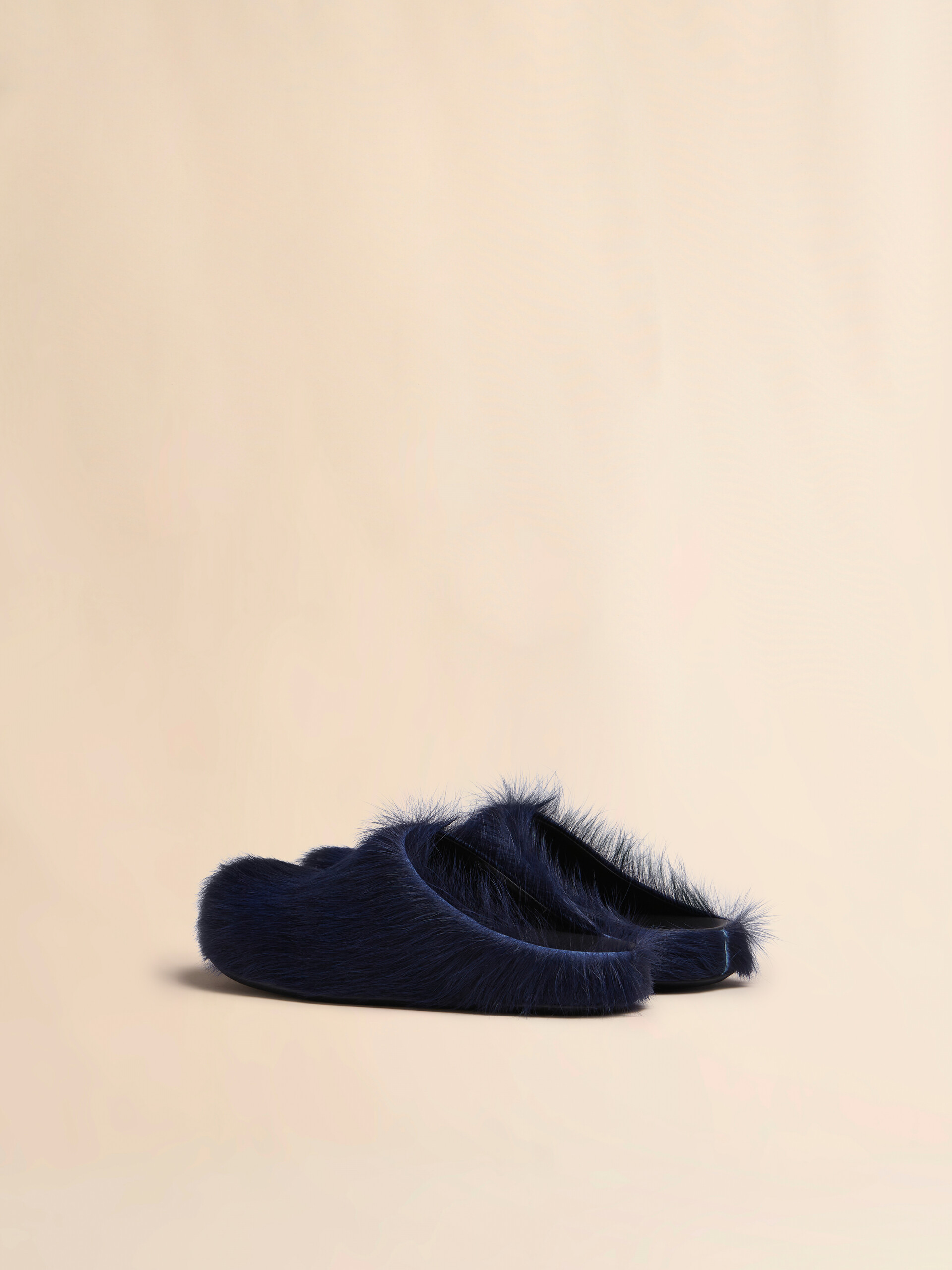 Blue long-hair calfskin Fussbett sabot - Sandals - Image 3