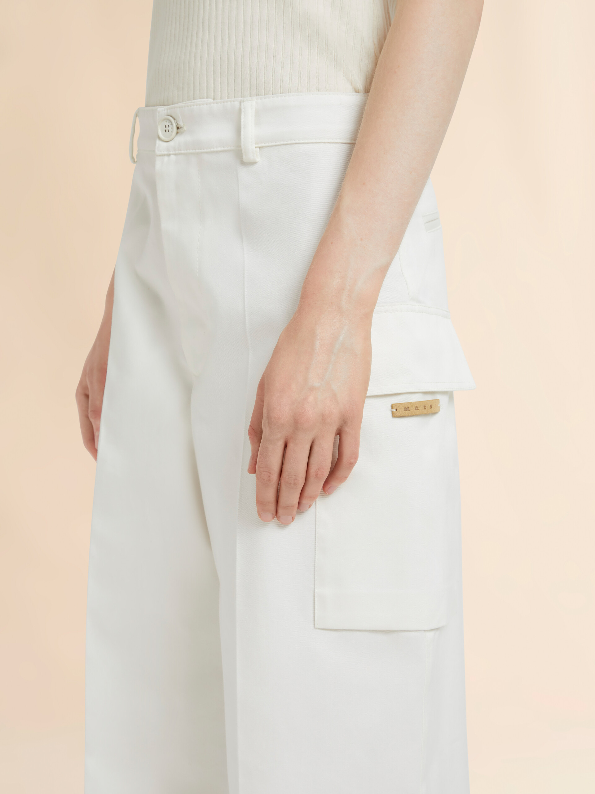 White gabardine trousers with cargo pocket - Pants - Image 4