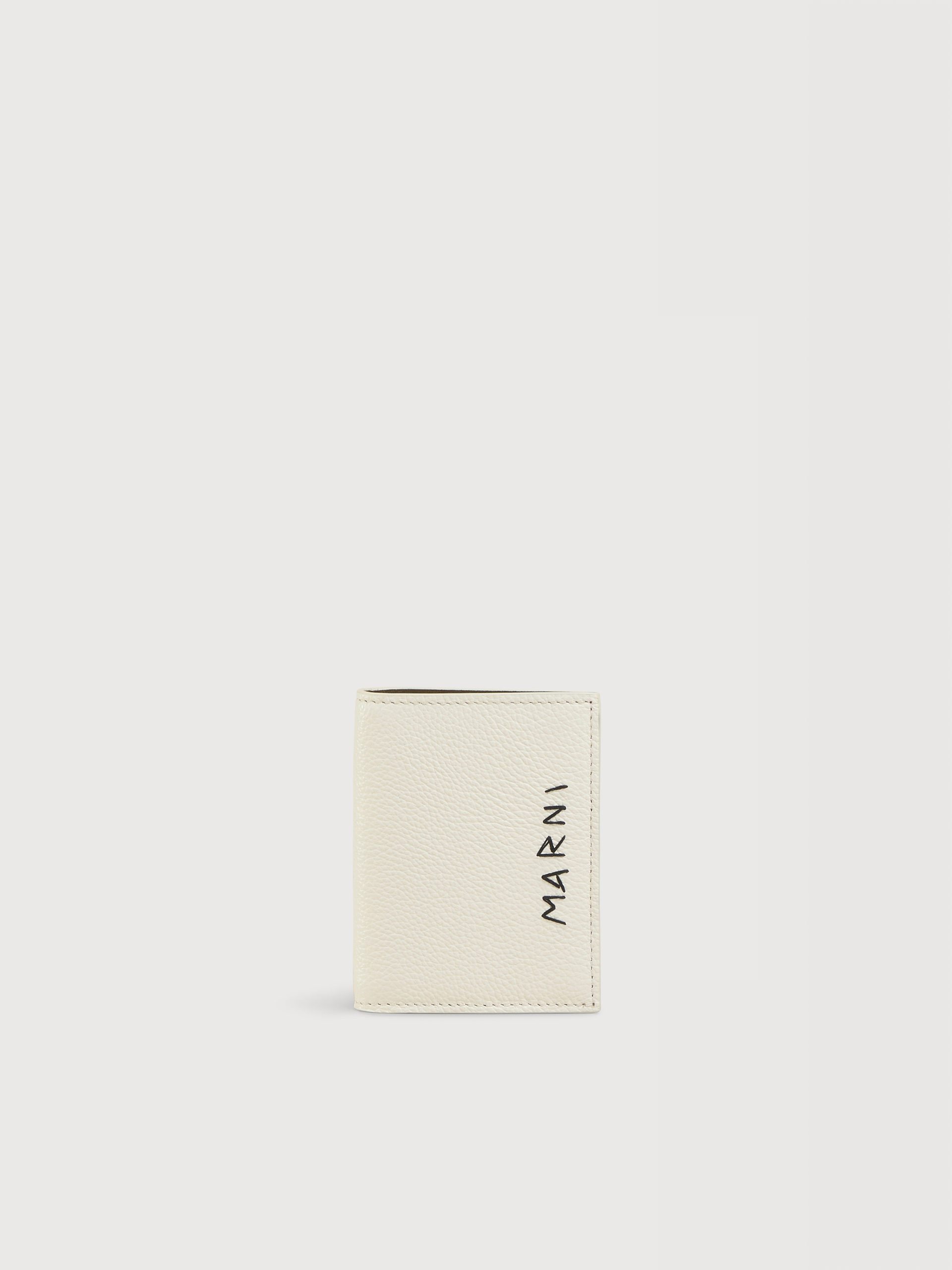 ベージュ レザー製二つ折りウォレット、マルニシンボル刺繍入り | Marni