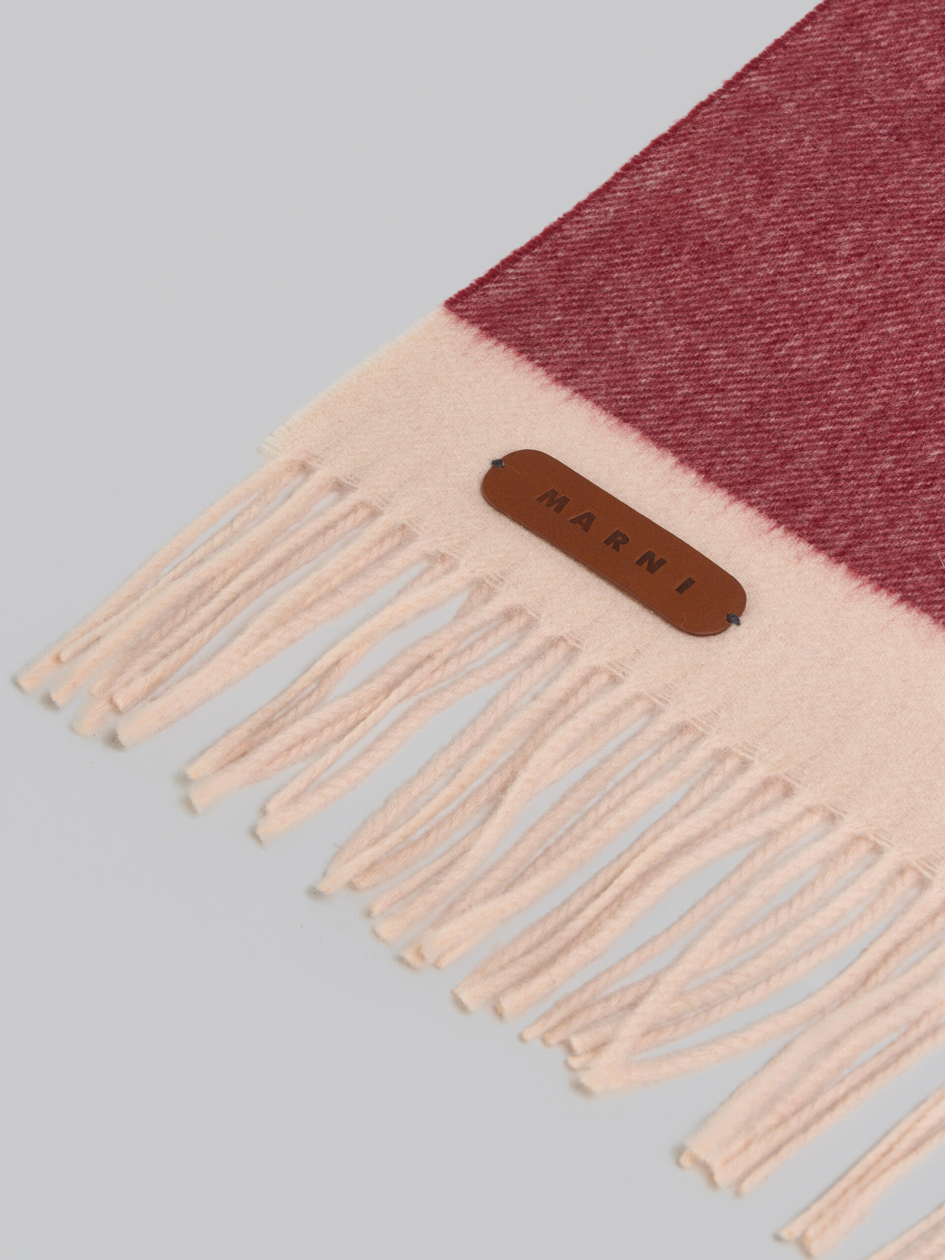 Burgundy virgin wool and cashmere scarf with leather patch - Scarves - Image 3
