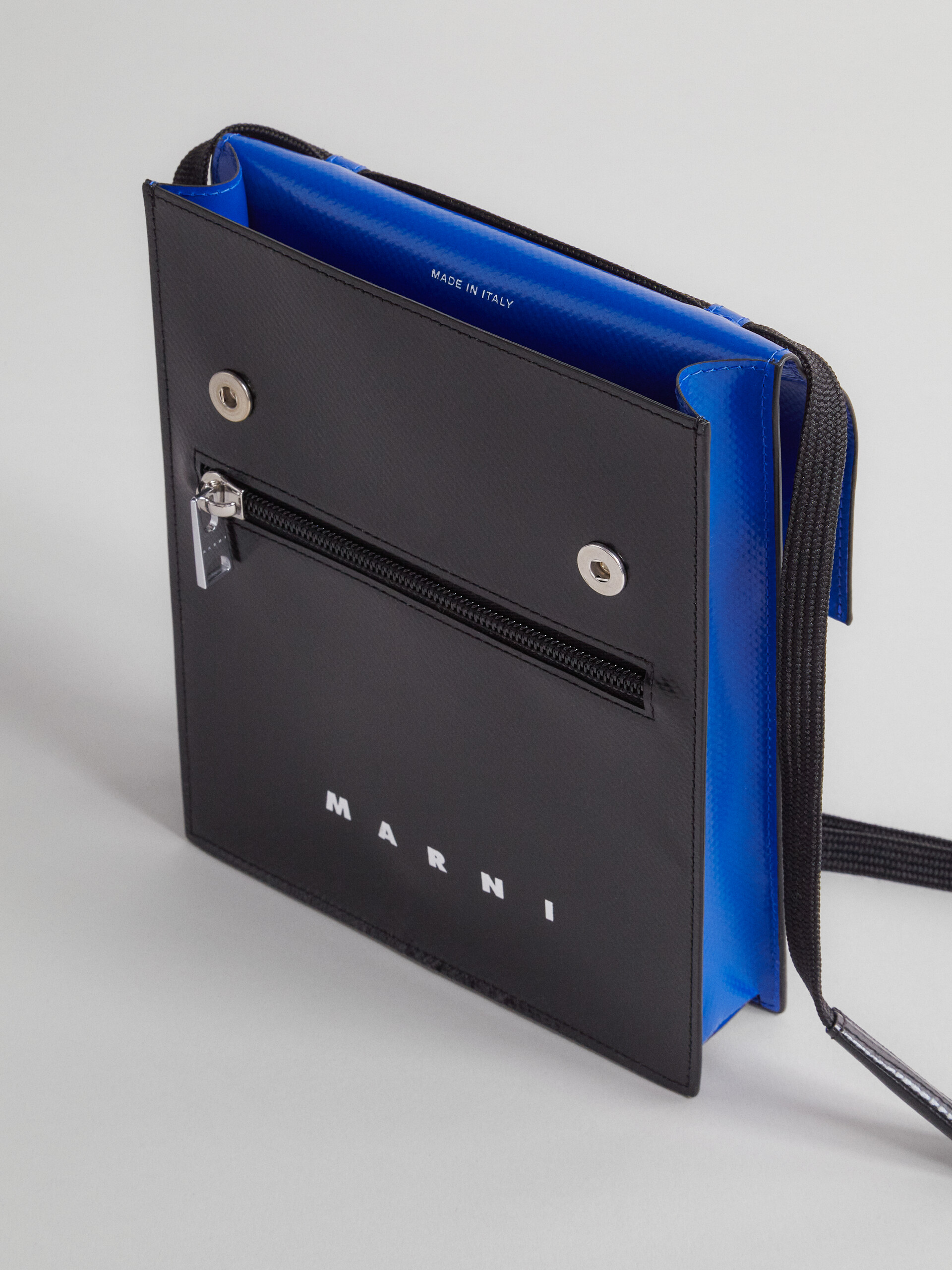 Black and blue PVC TRIBECA messenger bag - Shoulder Bag - Image 4