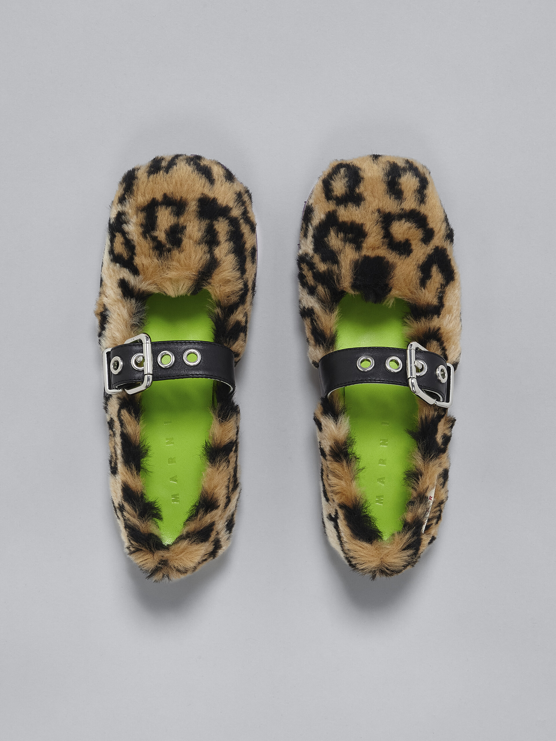 Ballerines Mary Jane en fausse fourrure à imprimé léopard - Sneakers - Image 4
