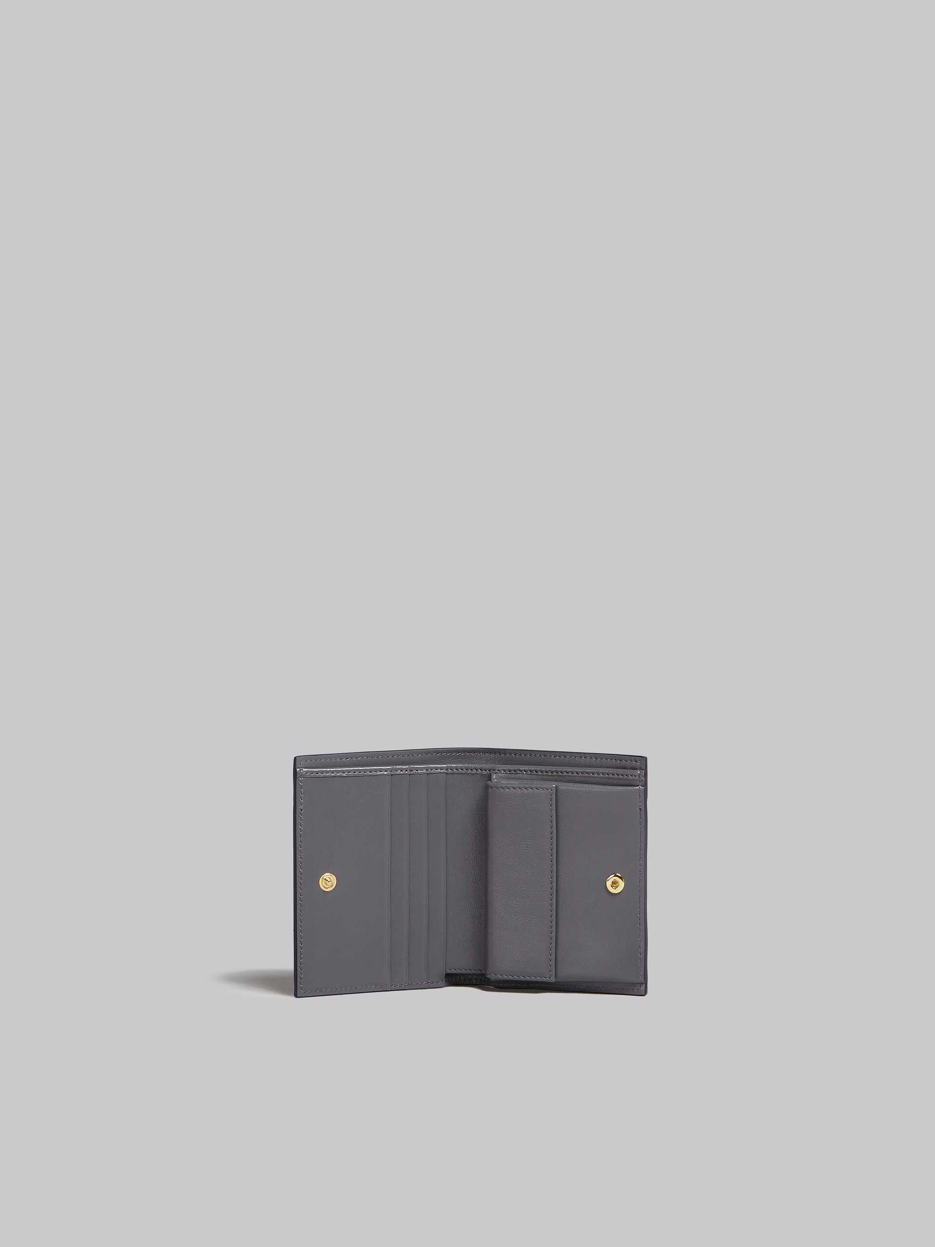 Portafoglio bi-fold in pelle grigia e nera - Portafogli - Image 2