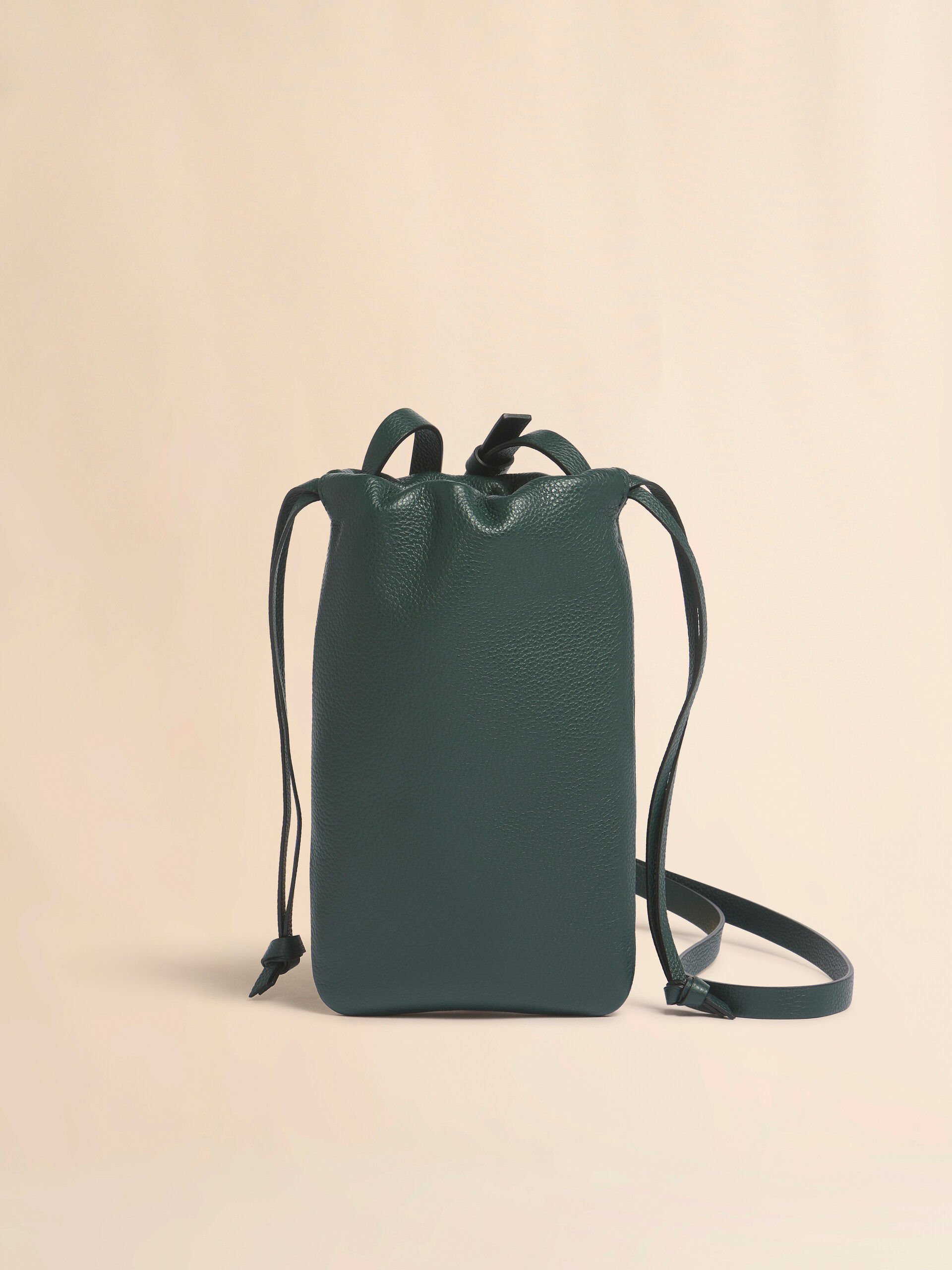 ブラウン レザー製ドローストリング付きスマホホルダー、マルニメンディング入り - ウォレット＆レザー小物 - Image 3