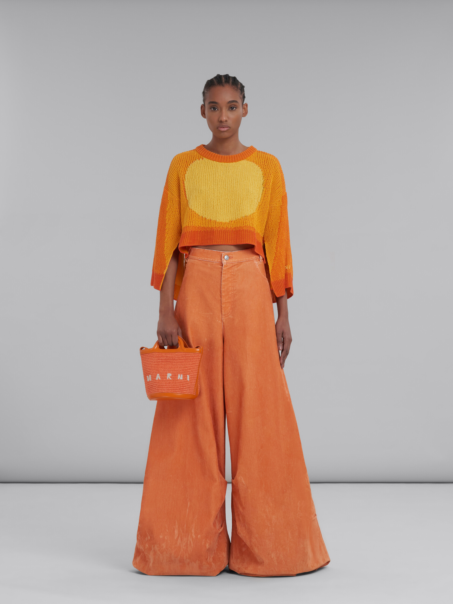 Tropicalia Small Bucket Bag in orange leather and raffia - Shoulder Bag - Image 2
