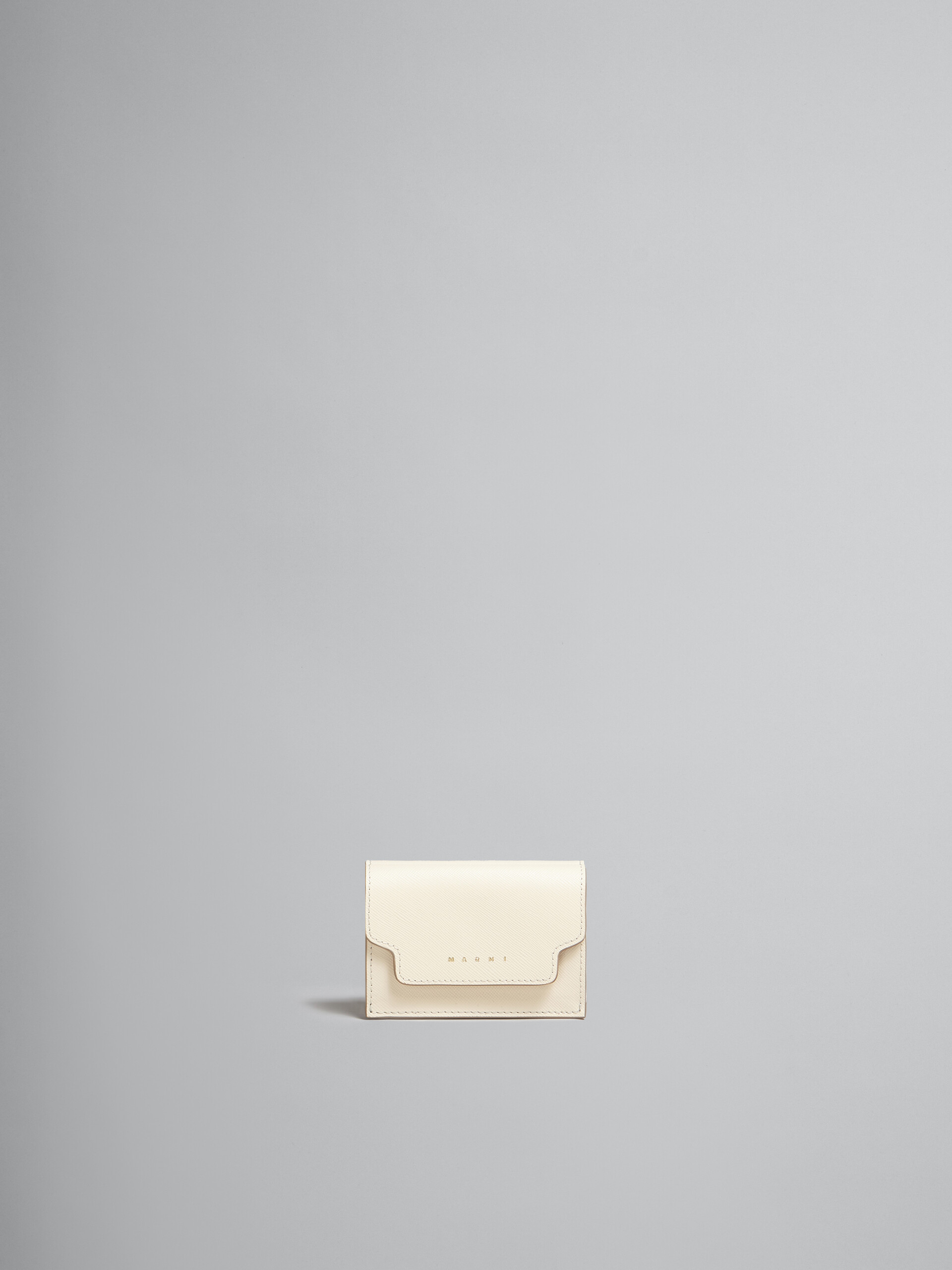 ブラック サフィアーノレザー製三つ折りウォレット - 財布 - Image 1