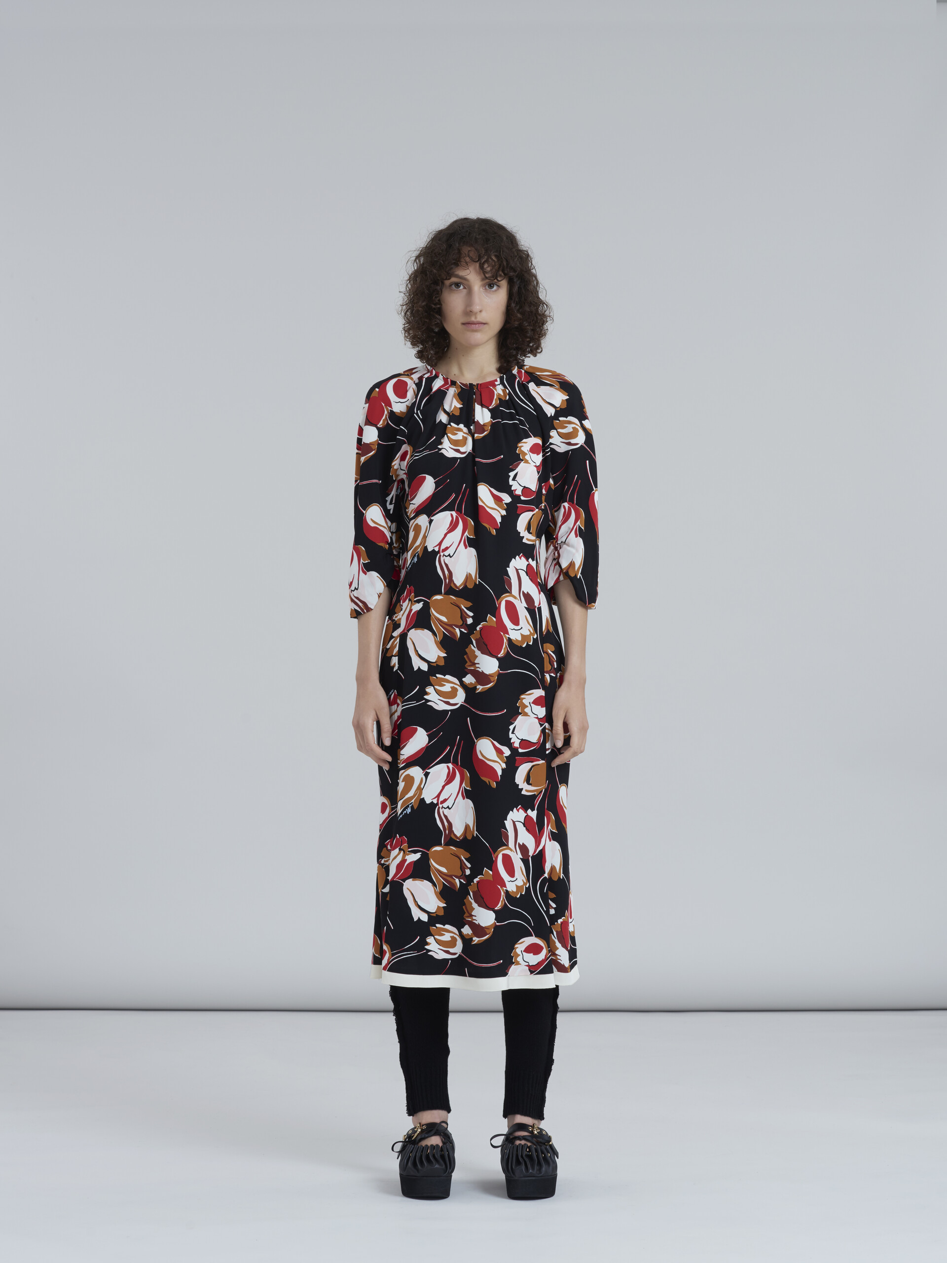 Windblown print cady dress with 3/4 sleeves - Dresses - Image 2