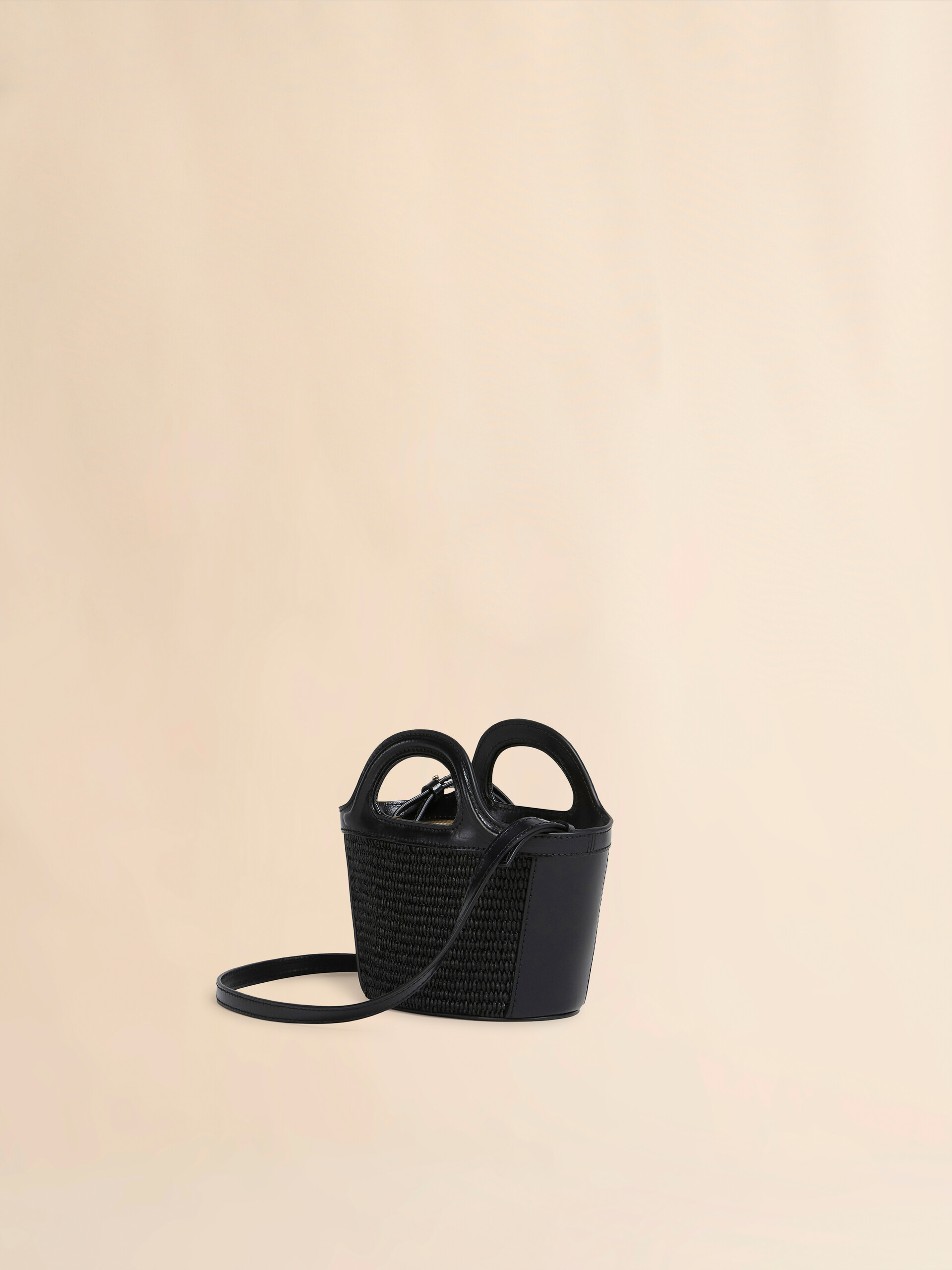 Mini-Tasche Tropicalia aus hellblauem Leder und Material in Bast-Optik - Handtaschen - Image 3