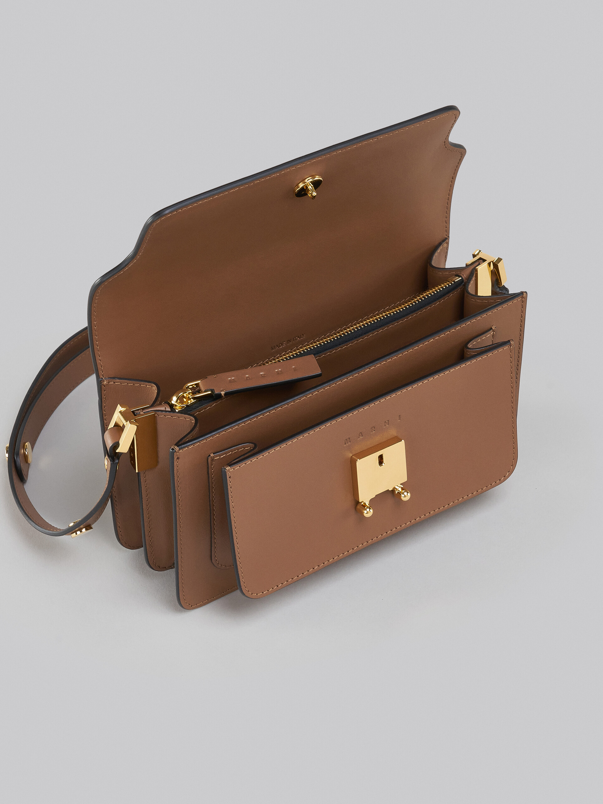 Tasche Trunk aus braunem Leder - Schultertaschen - Image 4