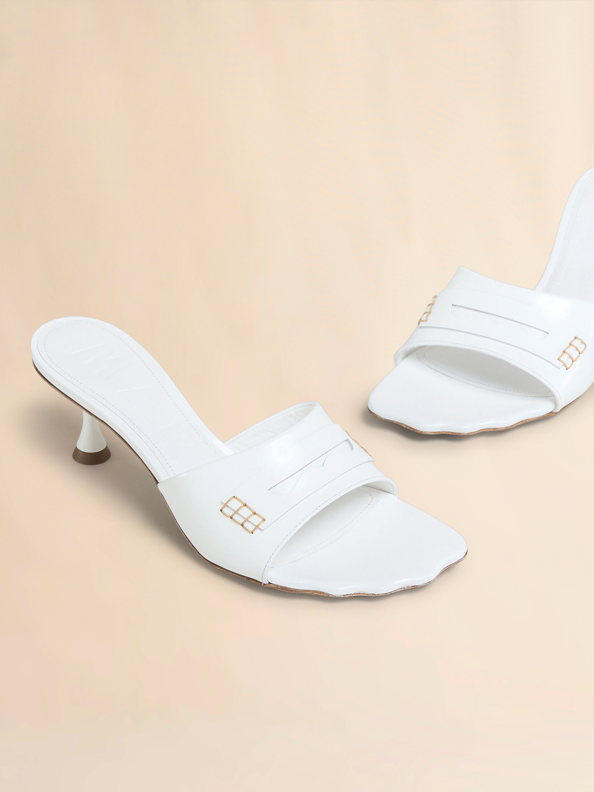 Black leather Moonlight sandal with sculpted toe - Sandals - Image 4