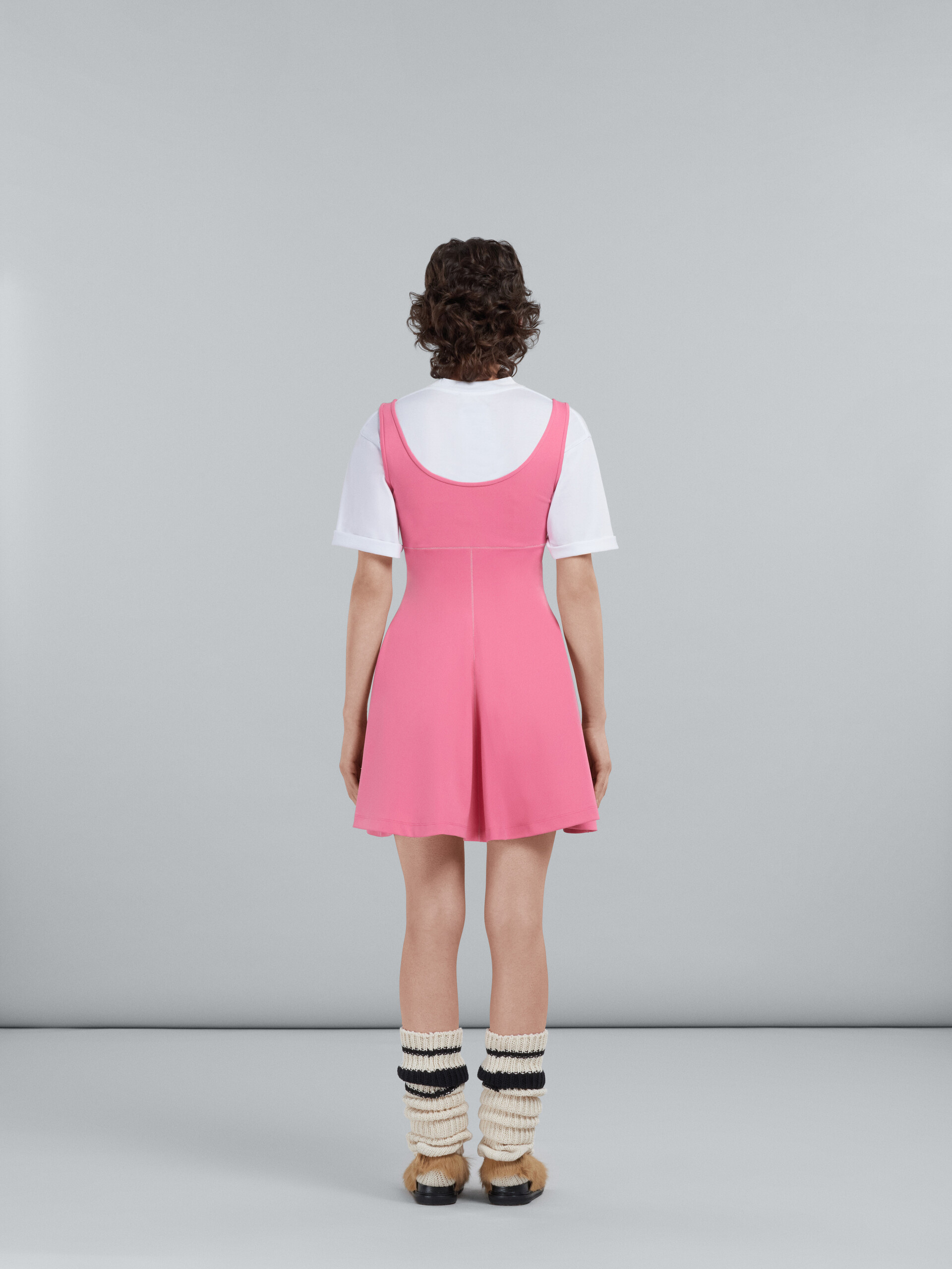 Short dress in pink stretch fabric - Dresses - Image 3