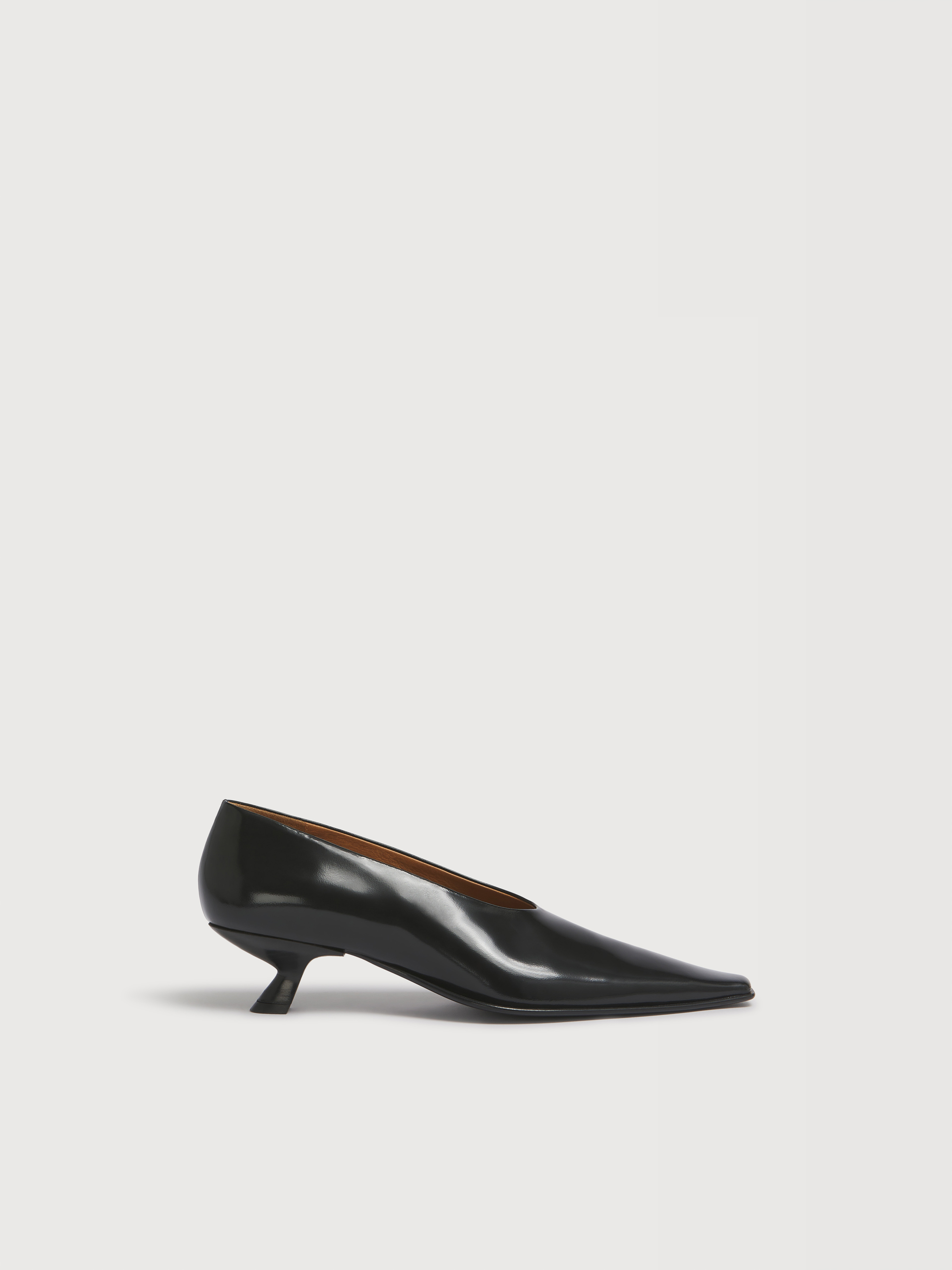 Black leather pump - Pumps - Image 1