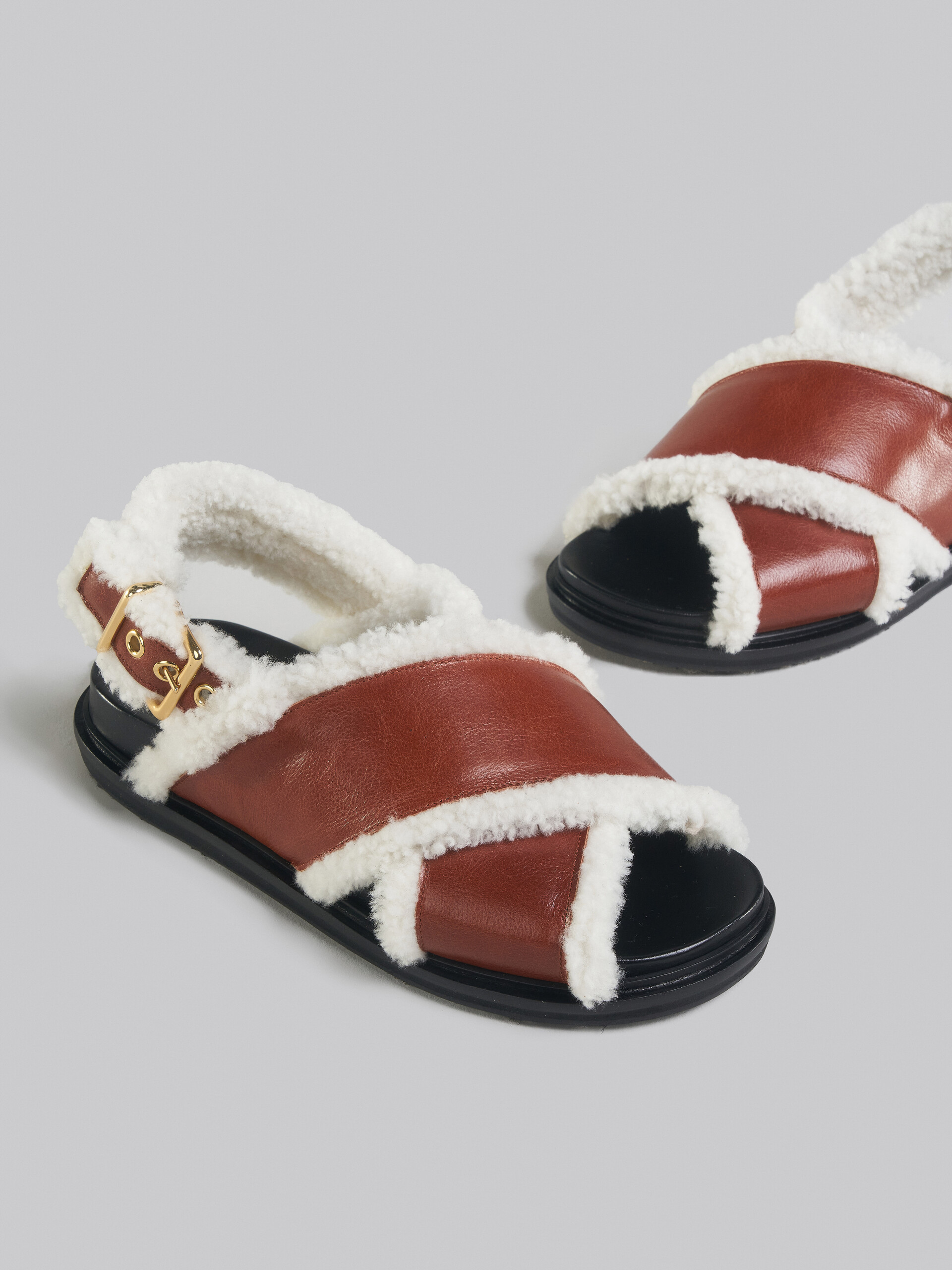 Brown leather and merinos Fussbett - Sandals - Image 5