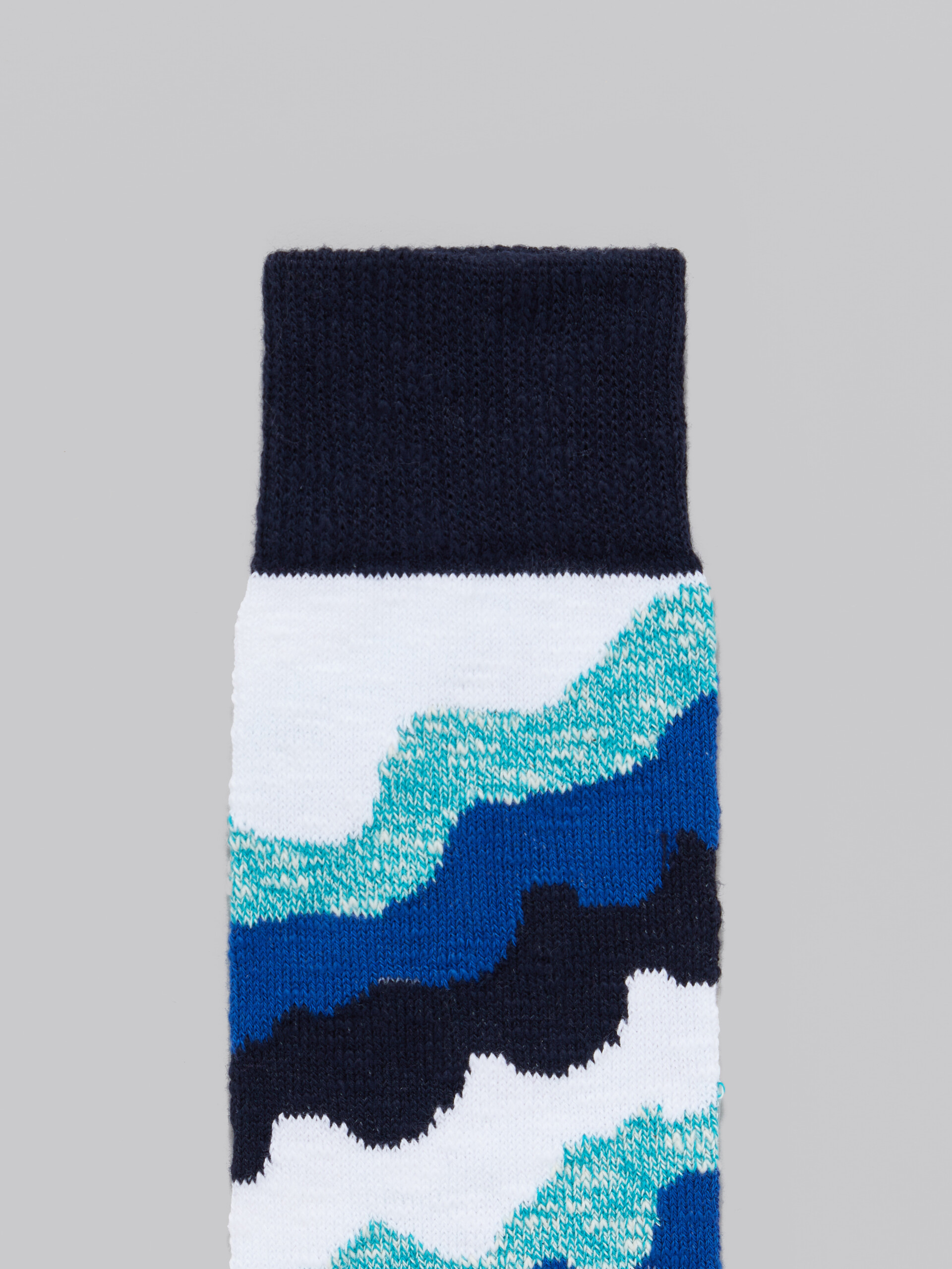 Blue cotton socks with wavy intarsia motif - Socks - Image 3