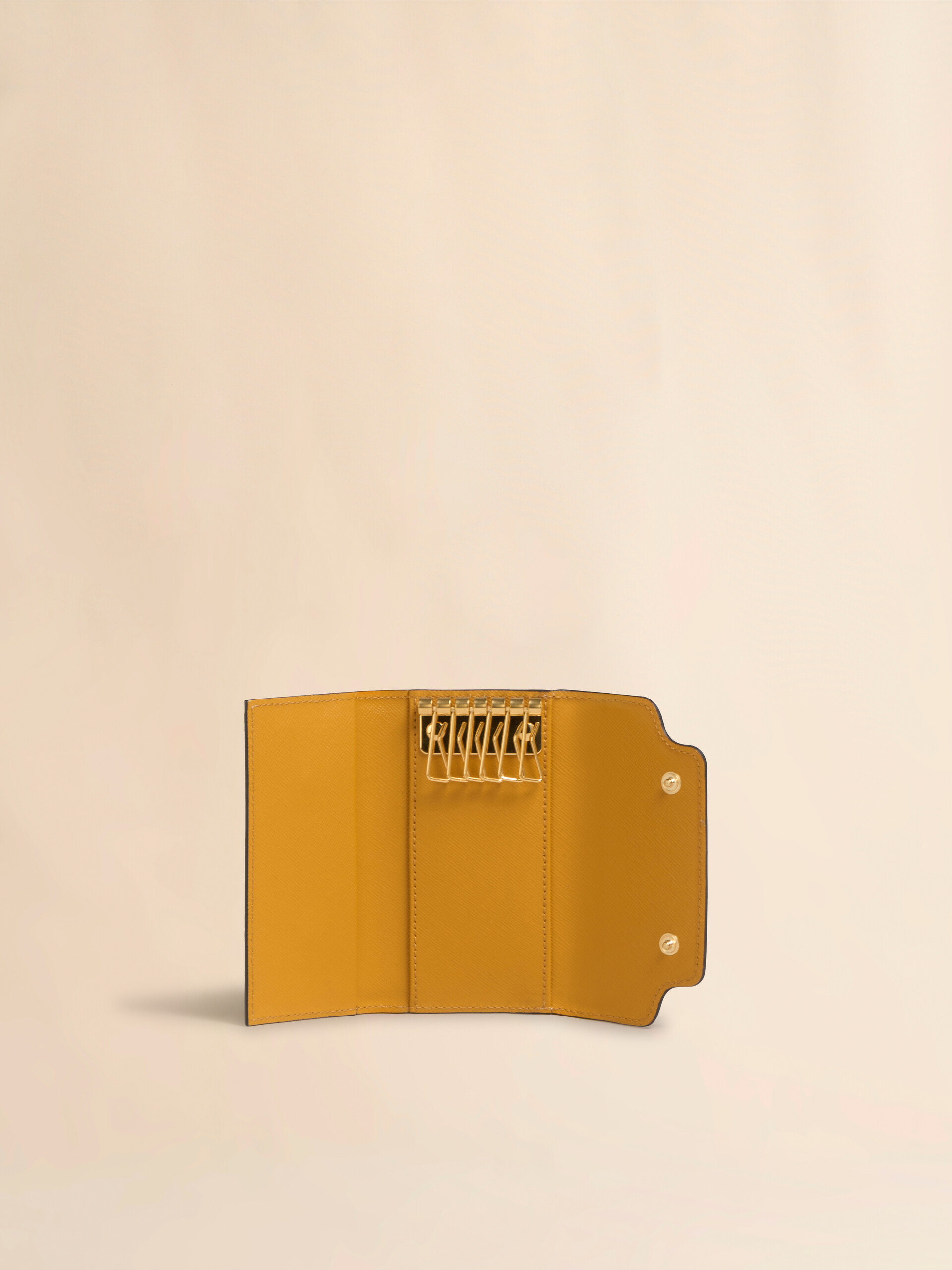 マルニ　キーケース MARNI（マルニ）の「GRAIN LEATHER KEY CASE / キーケース（キー
