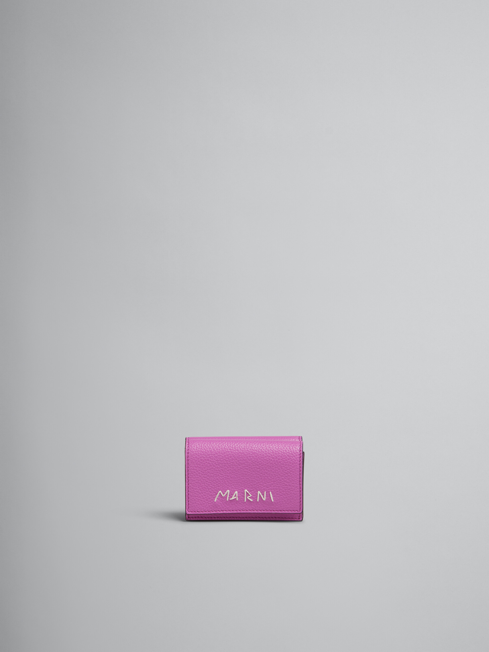Rosafarbene dreifache Faltbrieftasche aus Leder mit Marni-Flicken - Brieftaschen - Image 1
