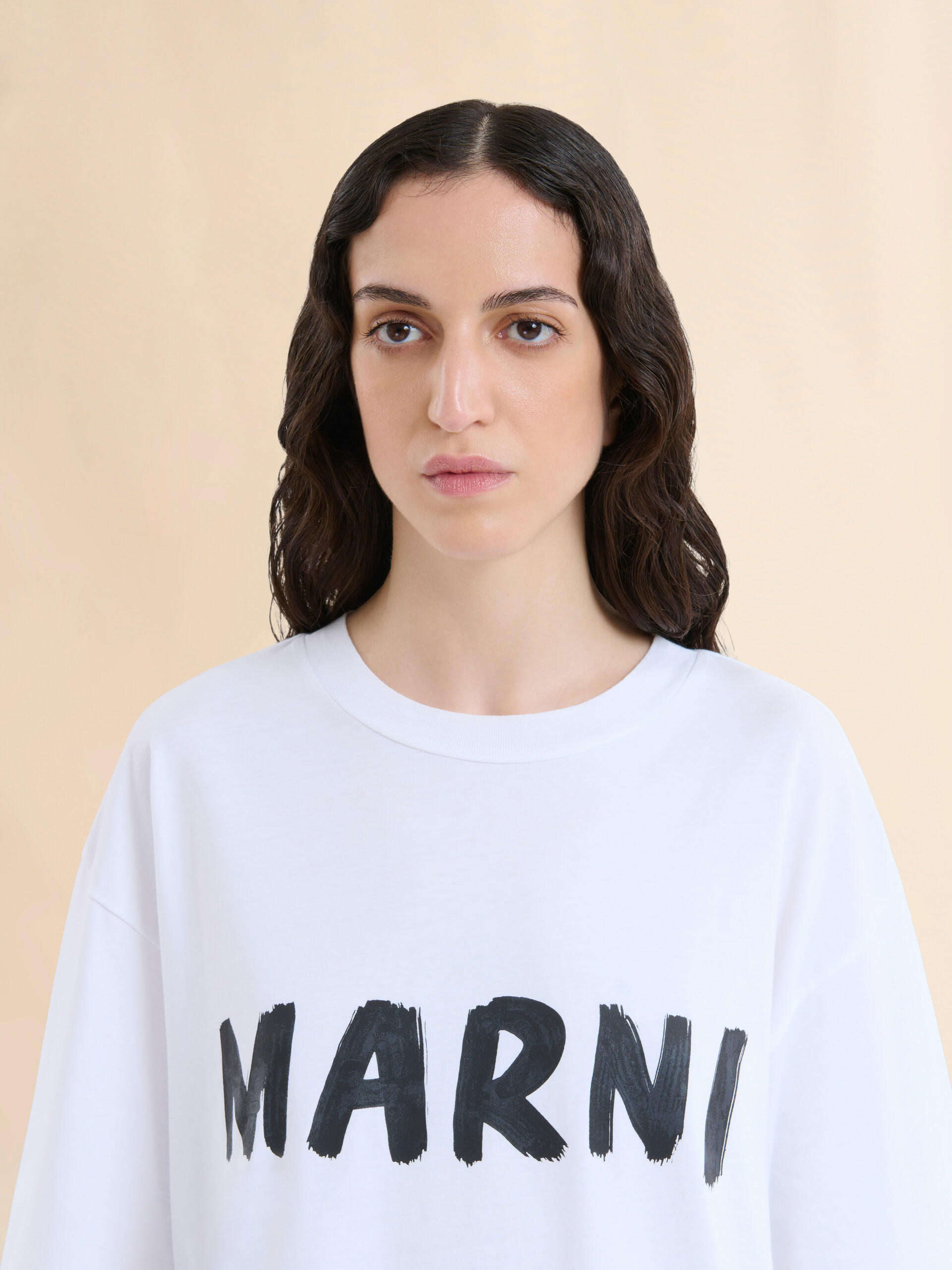 ホワイト ロゴプリント入り 有機栽培ジャージーtシャツ Marni ホワイト ロゴプリント入り 有機栽培ジャージーtシャツ Marni