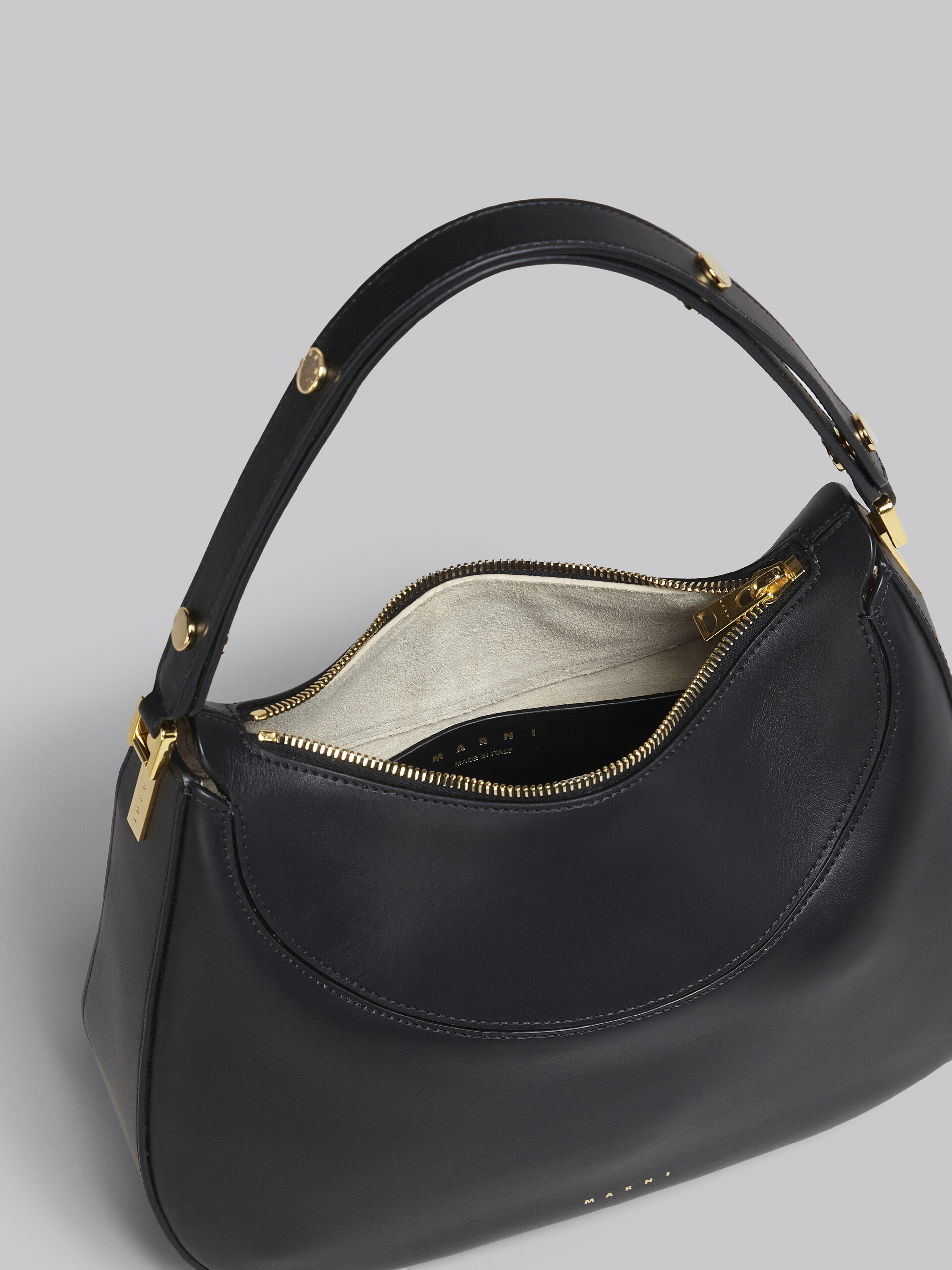 Milano large bag in black leather - Handbag - Image 4