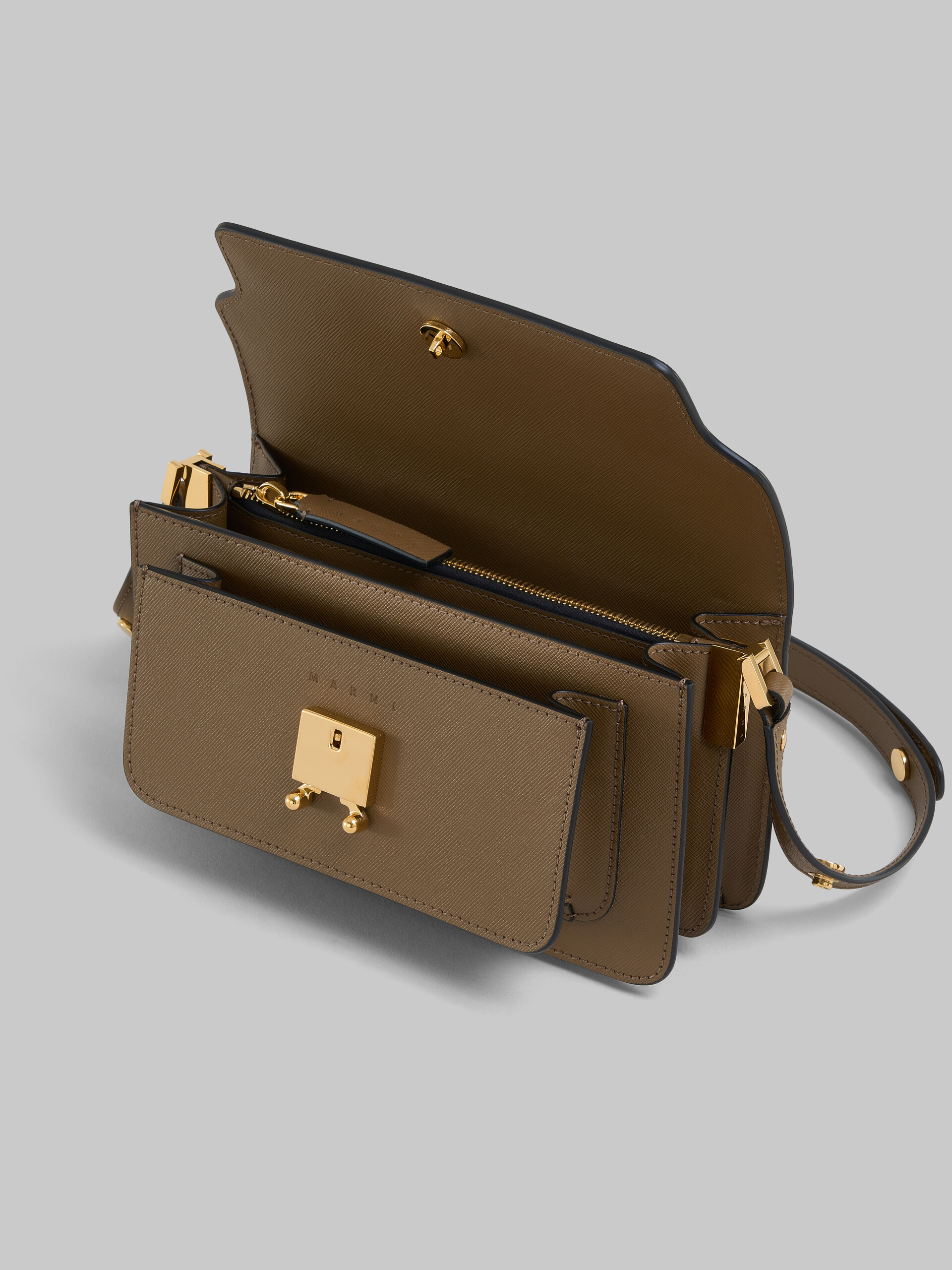 Trunk Bag E/W in white saffiano leather - Shoulder Bag - Image 4