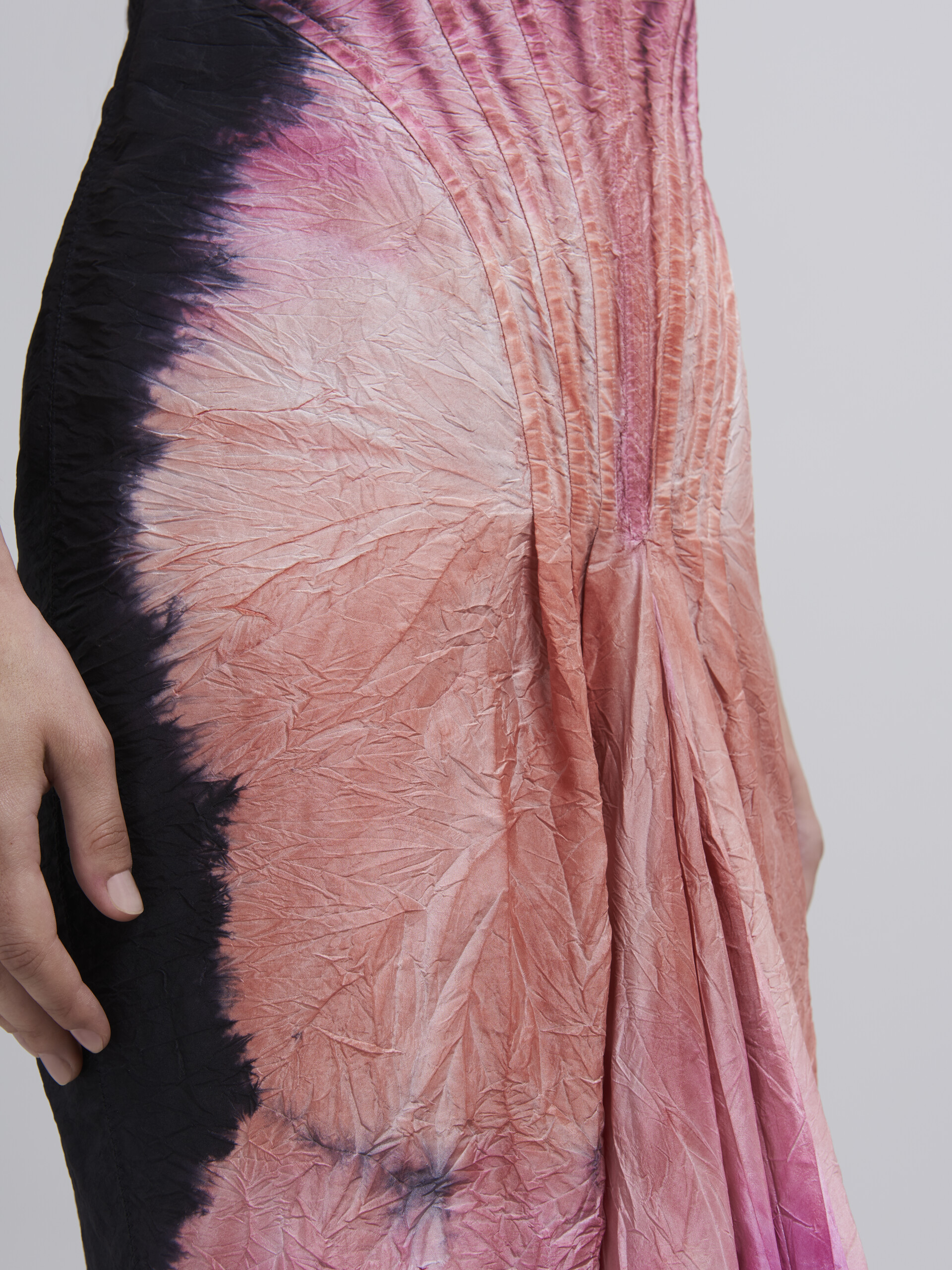 Vestido de tafetán de seda con teñido arco iris - Vestidos - Image 5