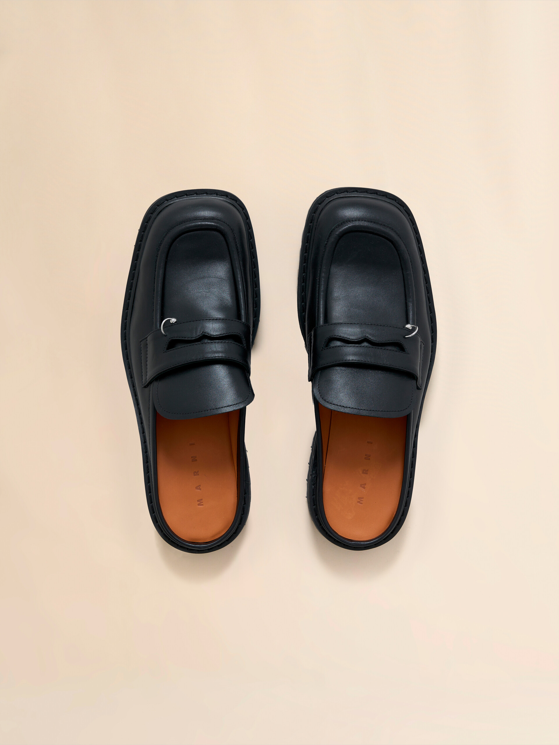Black leather Piercing 2.0 chunky sabot loafer - Clogs - Image 4