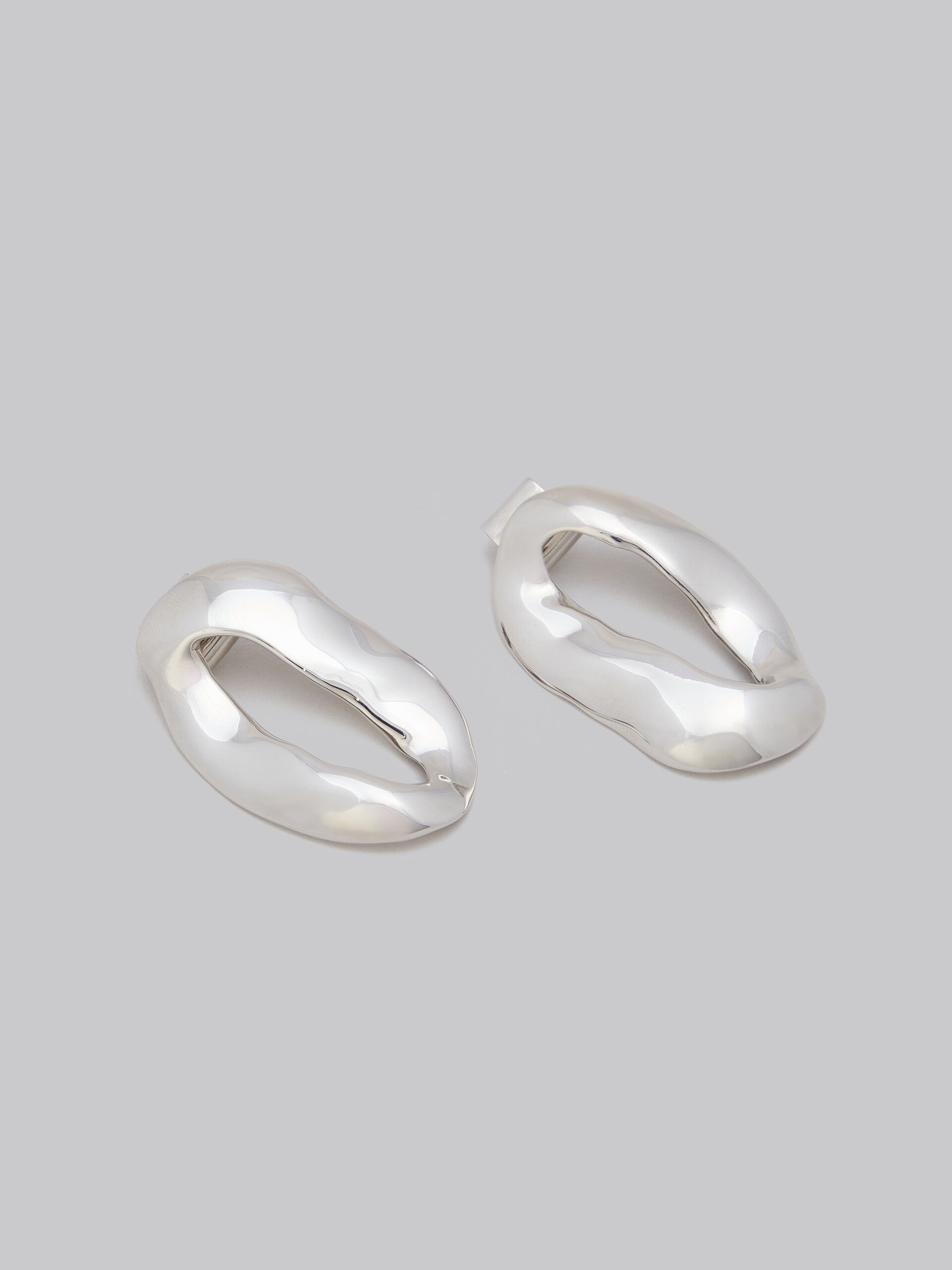 Oversized irregular ring earrings - Earrings - Image 4