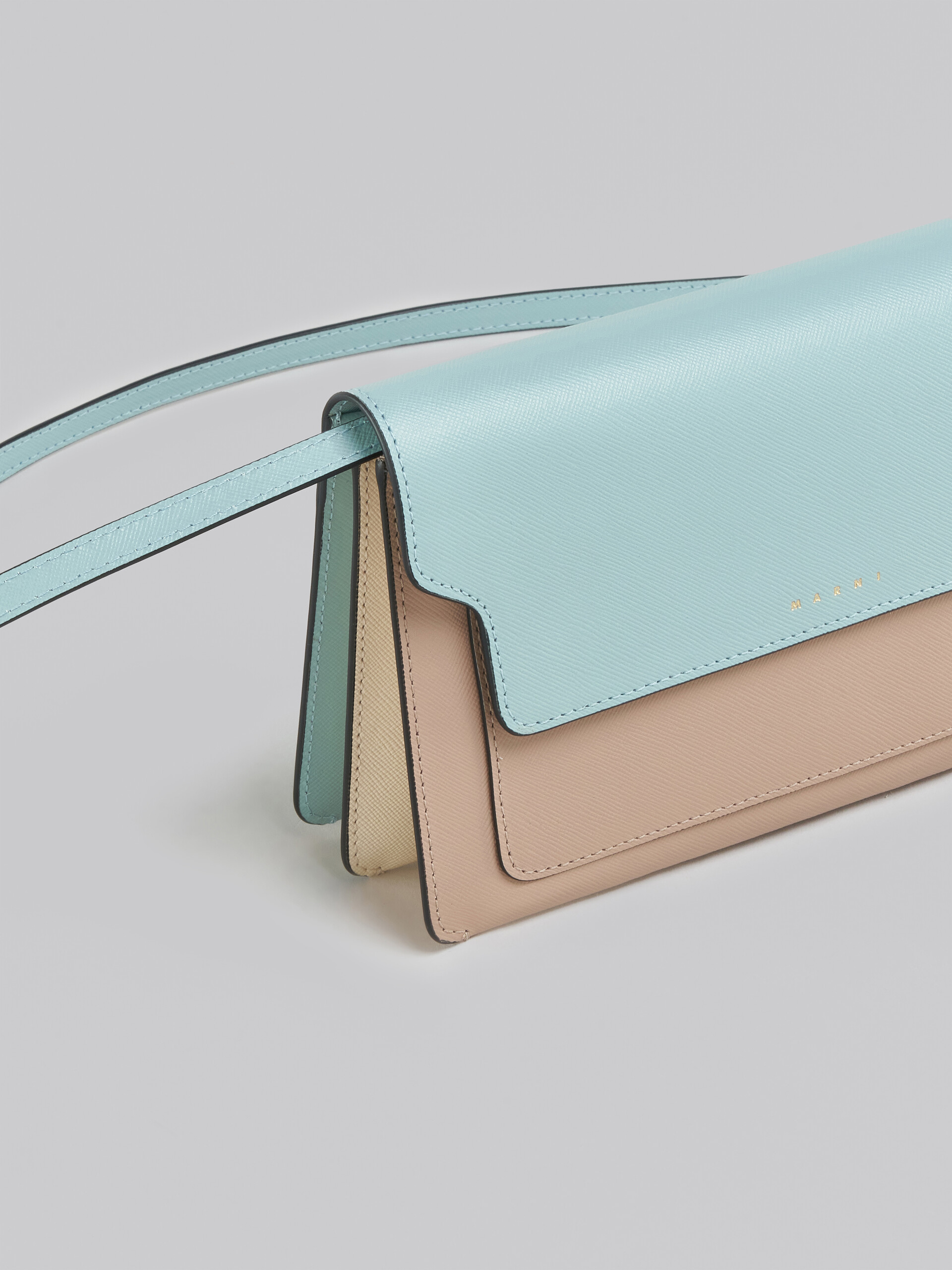 Trunk Clutch in light blue beige and white saffiano leather - Pochette - Image 5
