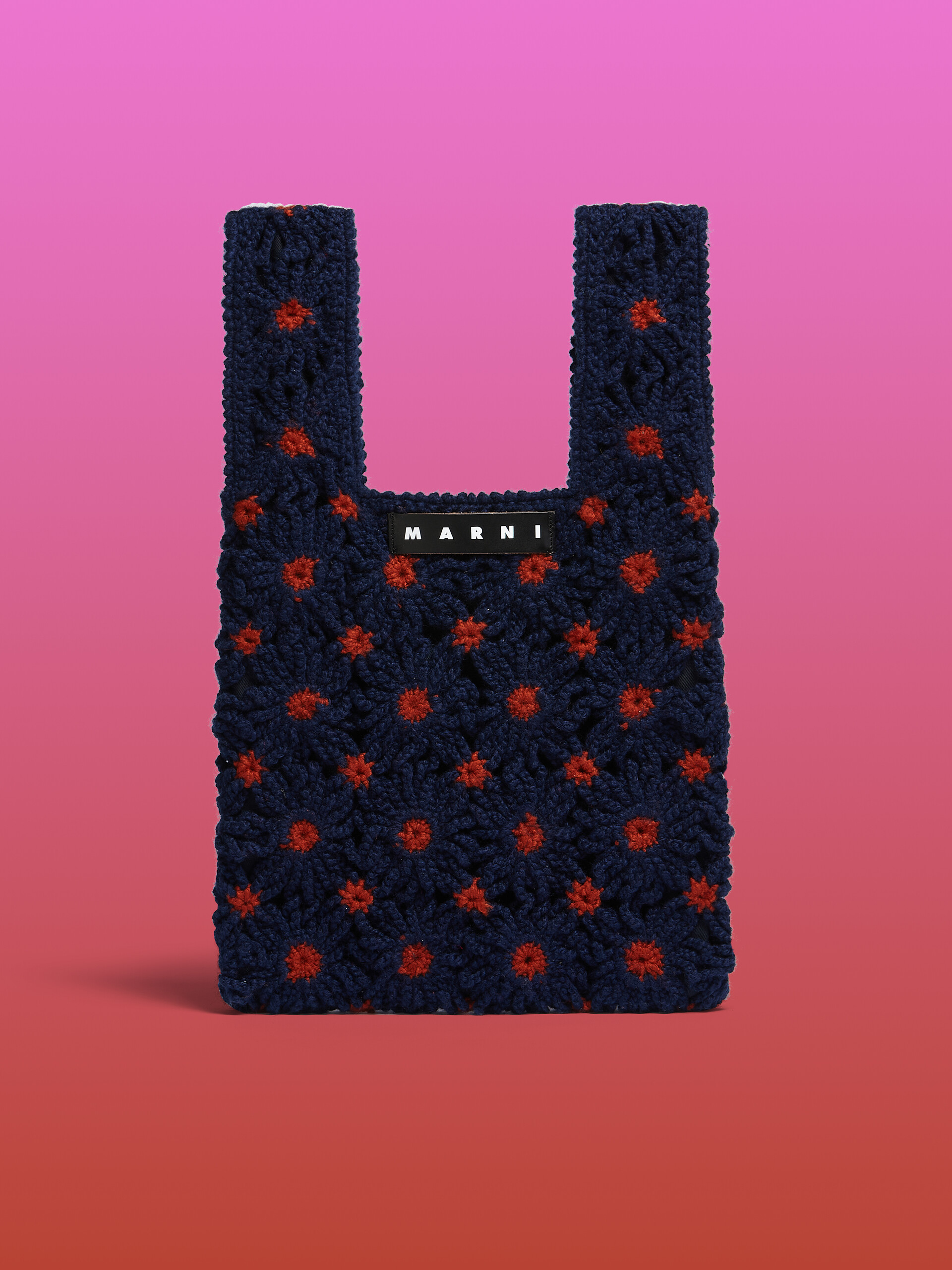 MARNI MARKET FISH bag in blue and red crochet - Shopping Bags - Image 1