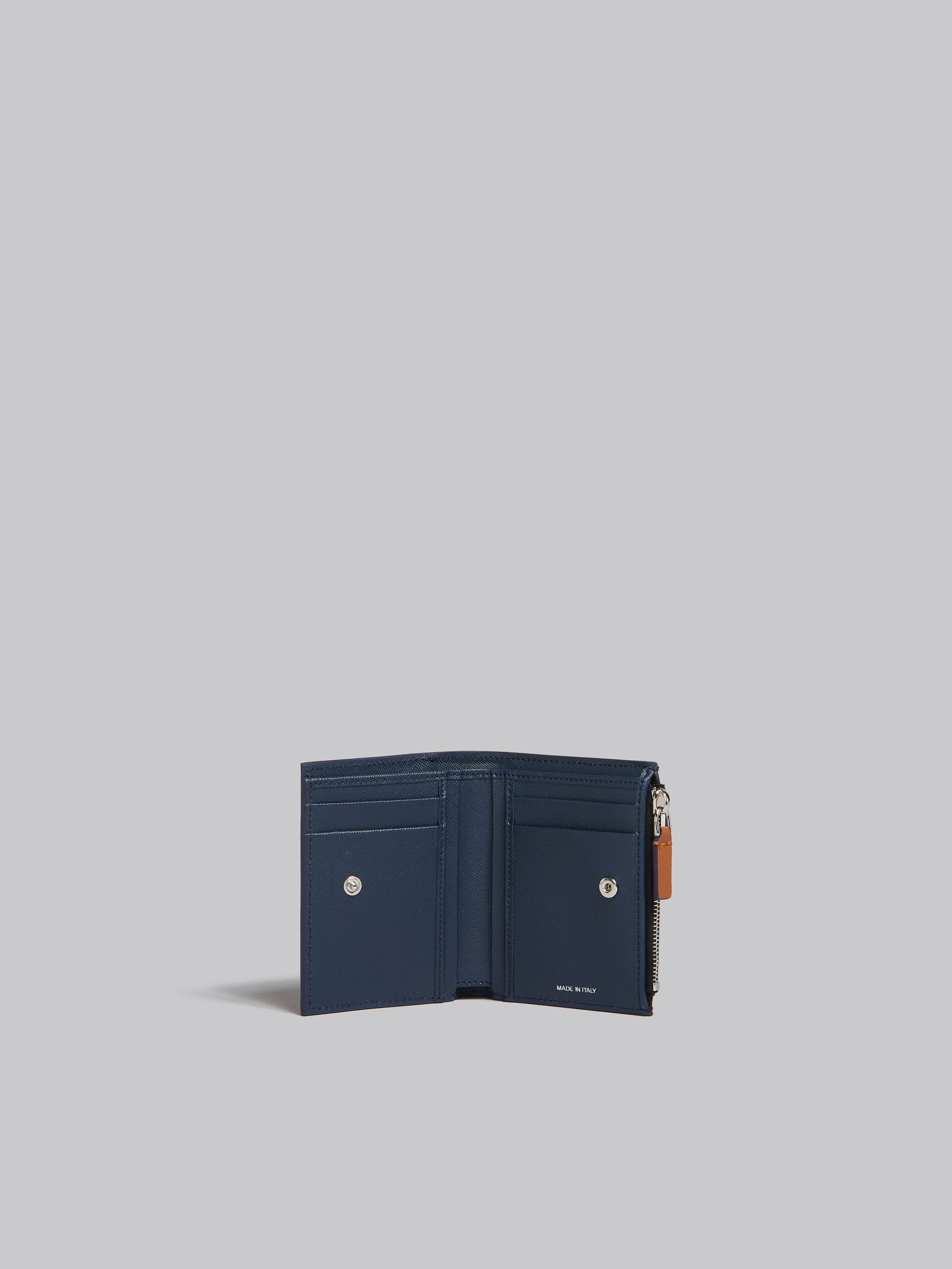 クリーム ディープブルー サフィアーノレザー製 二つ折りウォレット 、ファスナー式ポケット - 財布 - Image 2
