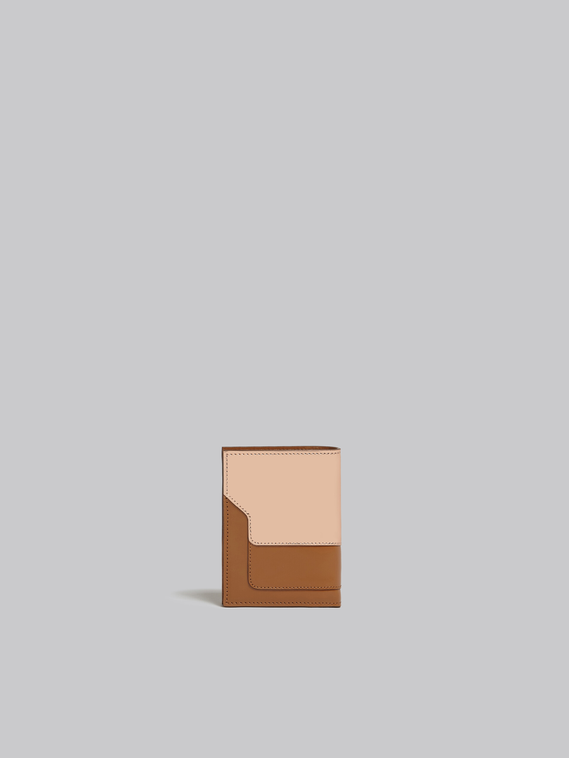 Portefeuille à deux volets en cuir marron et rose - Portefeuilles - Image 3