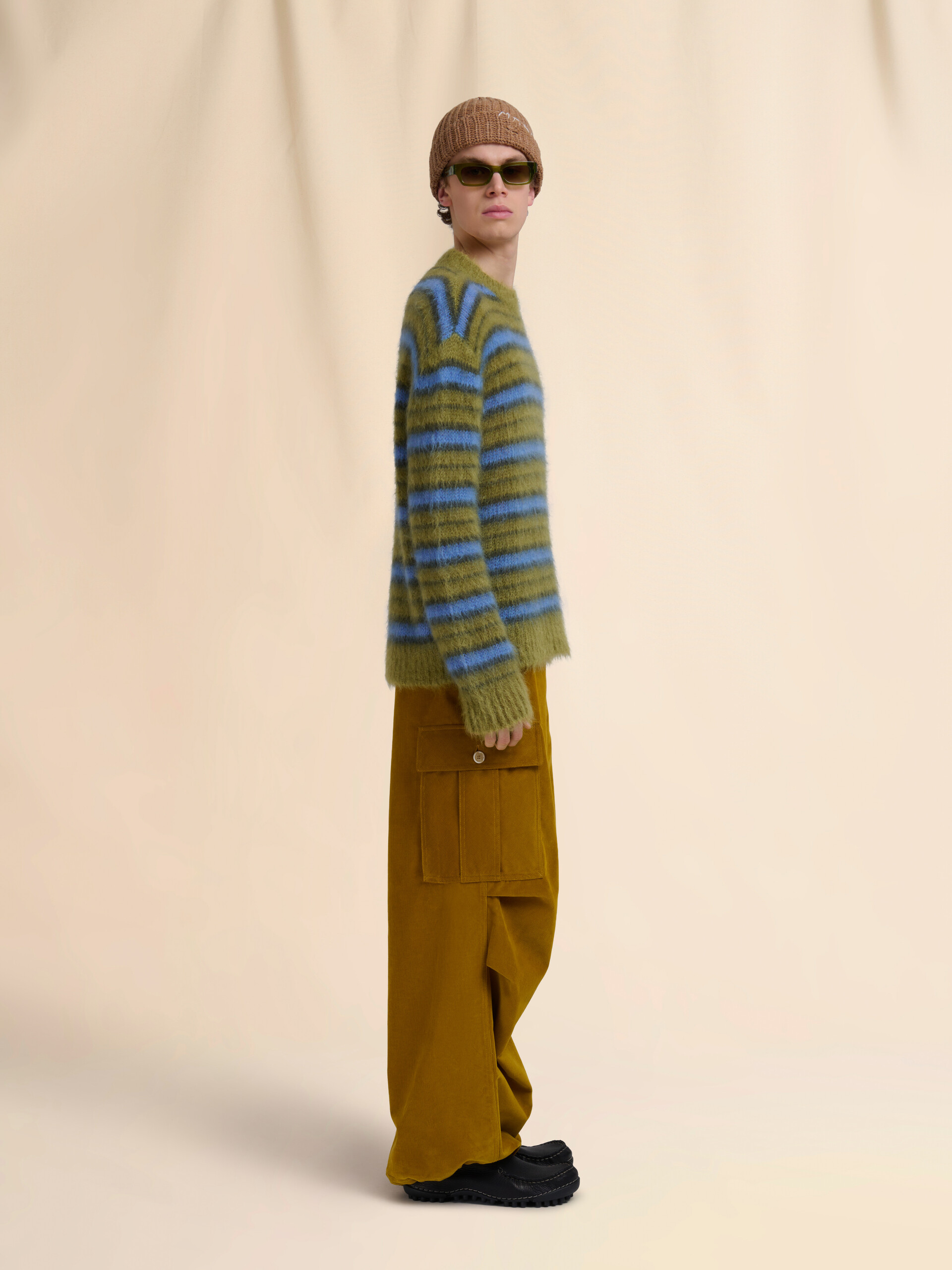 Brown corduroy cargo pants with Trunkaroo logo - Pants - Image 5