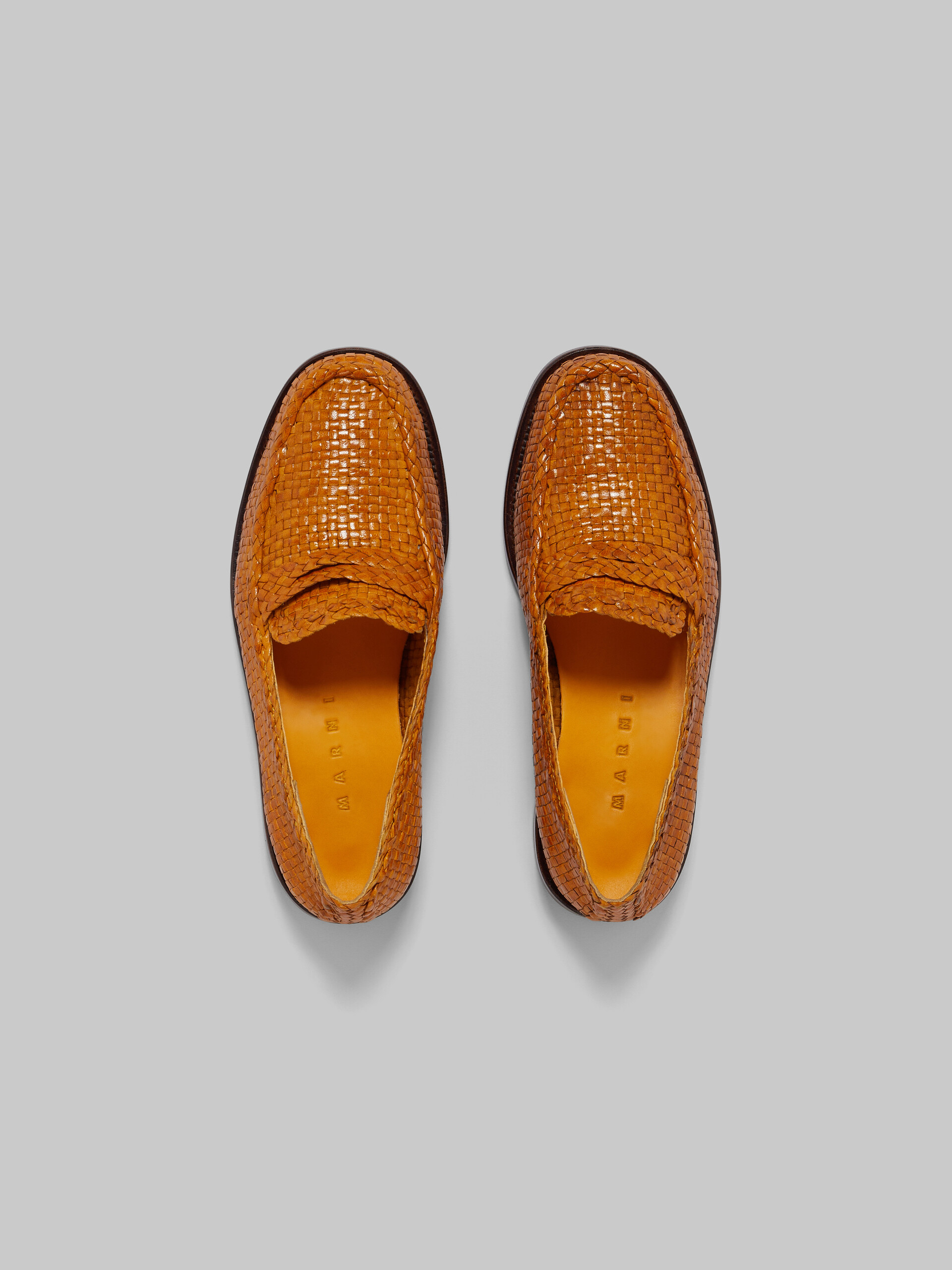 Orangefarbene Loafers Bambi aus gewebtem Leder - Mokassins - Image 4