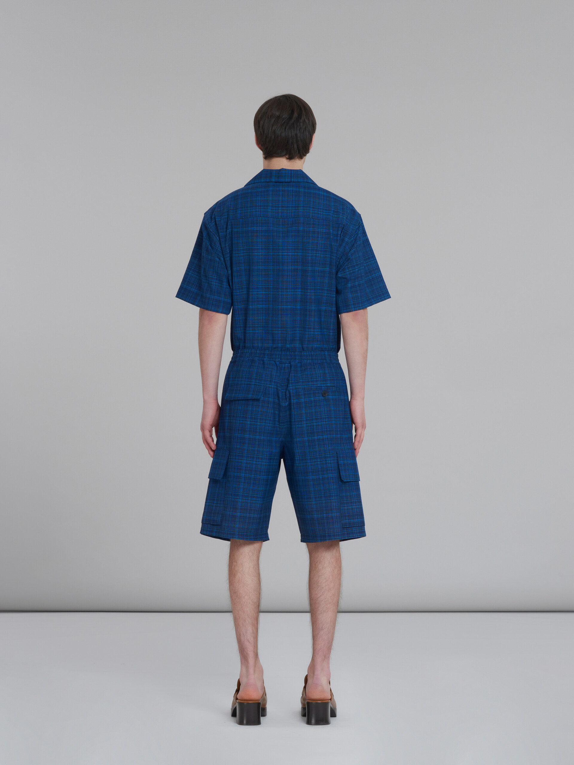 Blue stretch waist cargo shorts in checked light wool - Pants - Image 3