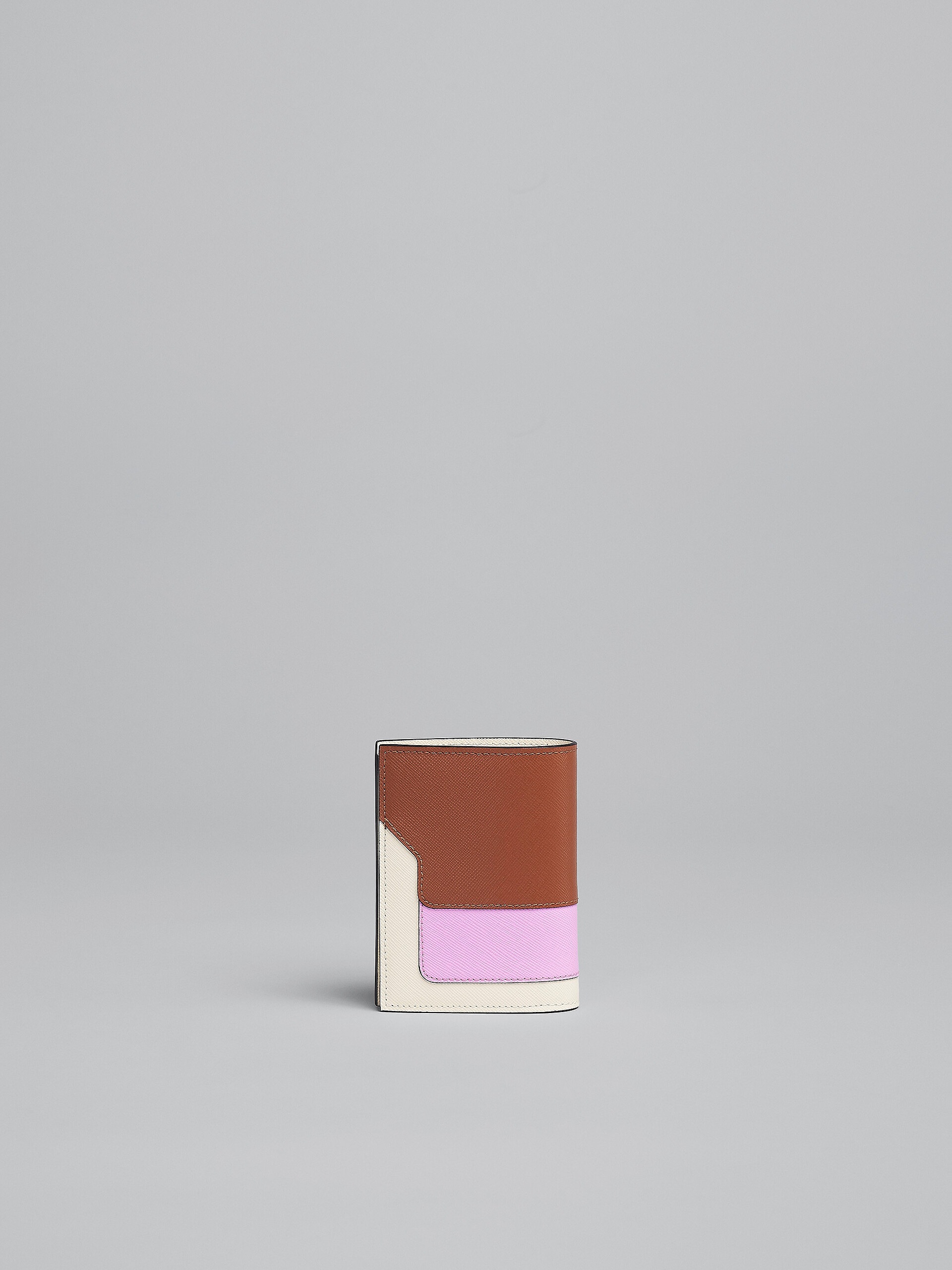 Portafoglio bi-fold in saffiano marrone rosa e bianco - Portafogli - Image 3