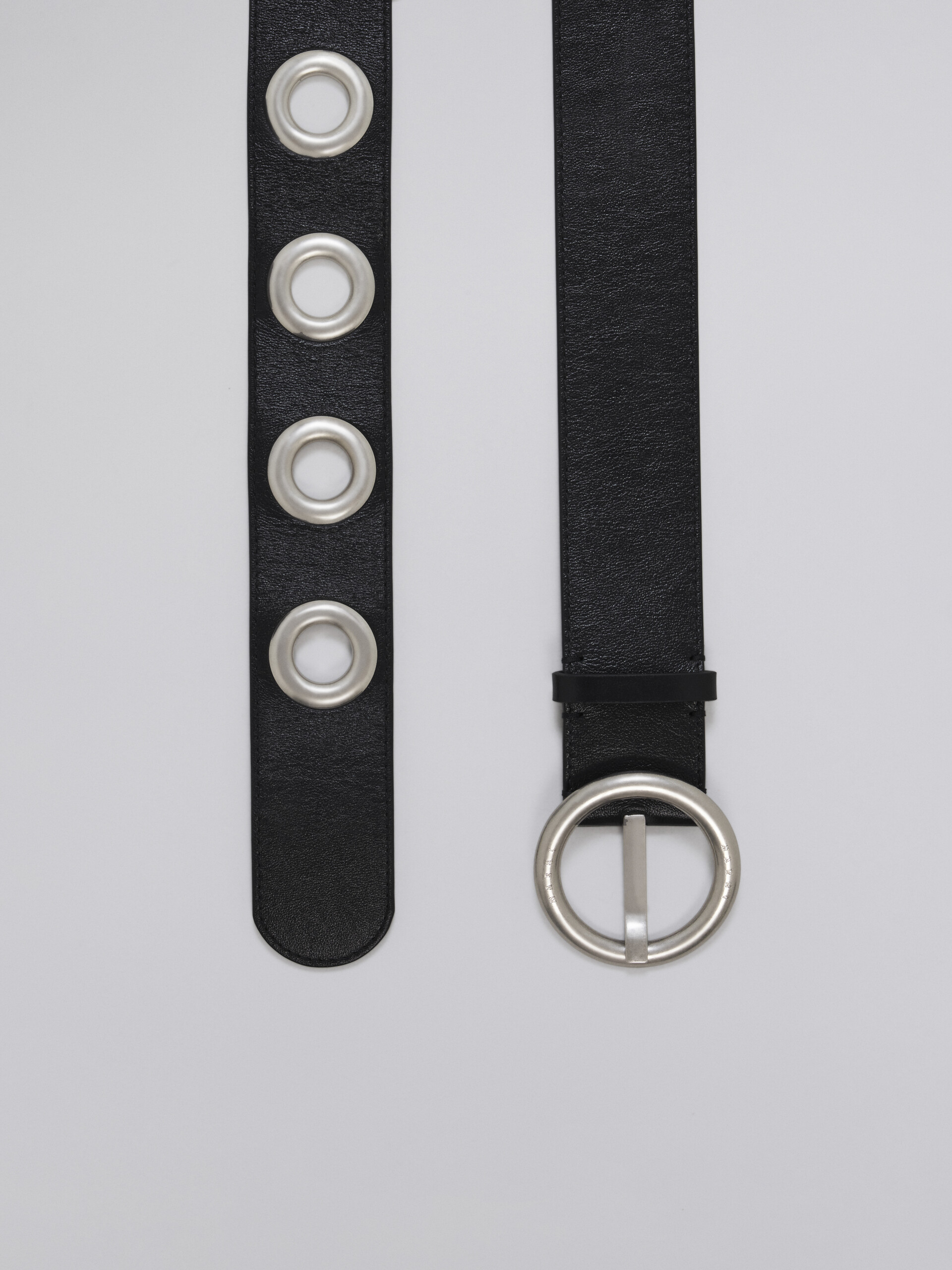 eyelet belt