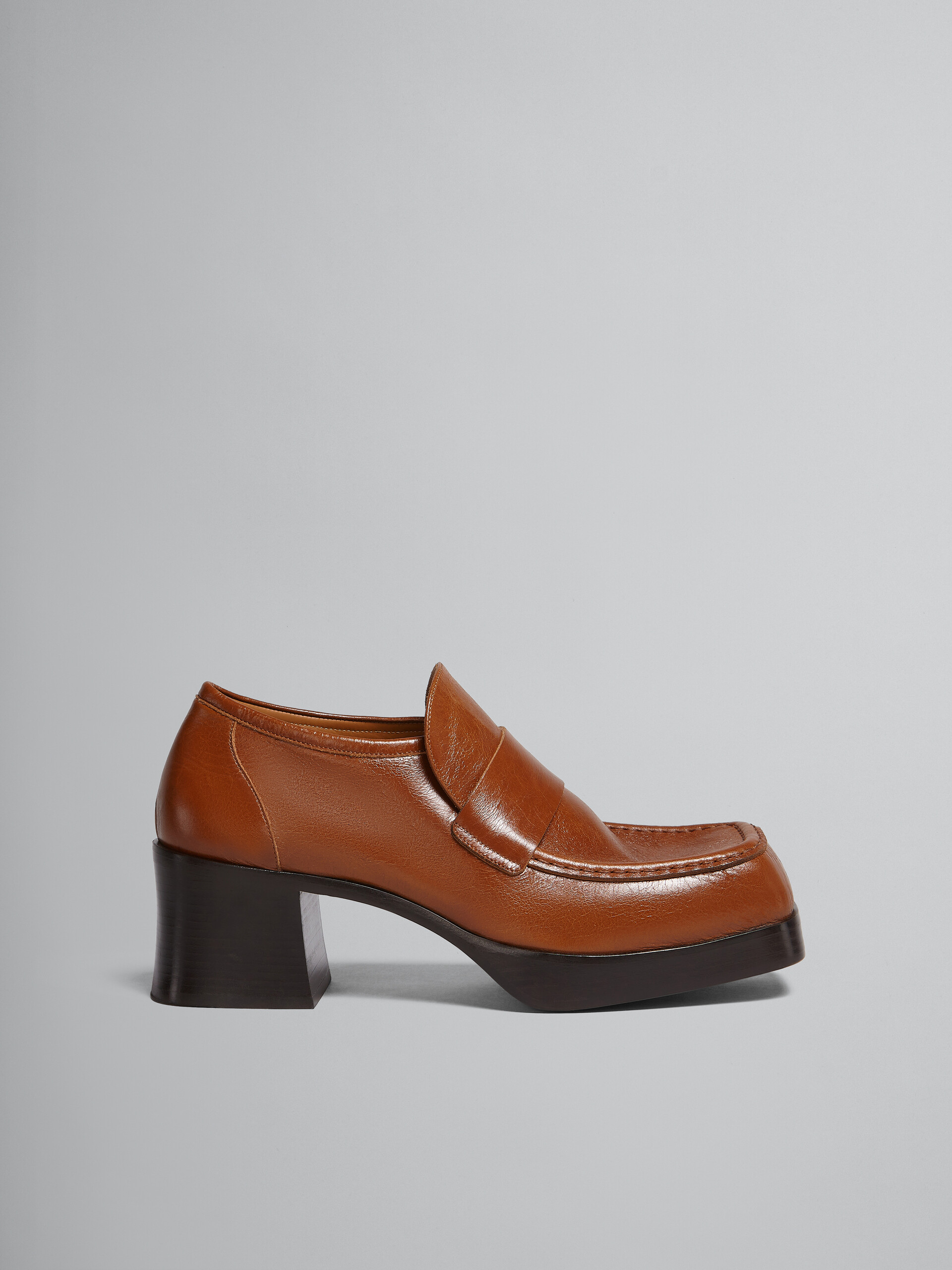 Brown leather heeled loafer - Pumps - Image 1