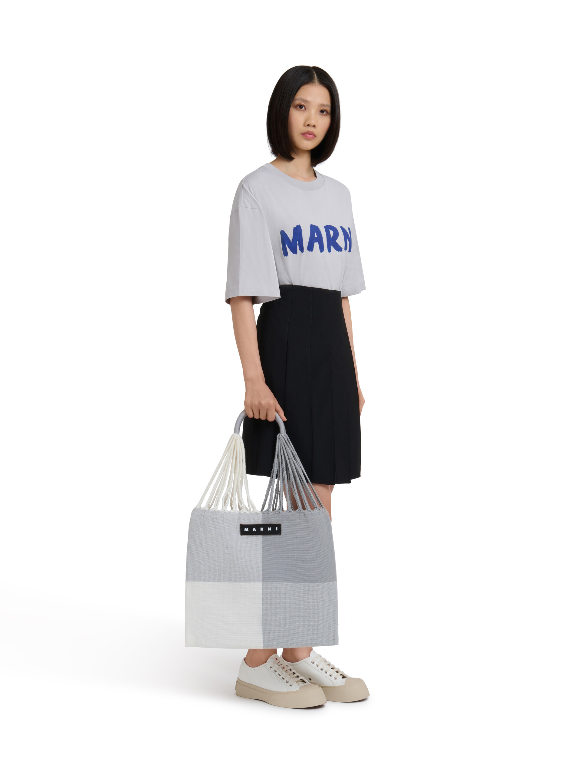MARNI MARKET ポリエステル ショッピングバッグ ハンモック風ハンドル付き グレー/ターコイズ/レッド - ハンドバッグ - Image 2