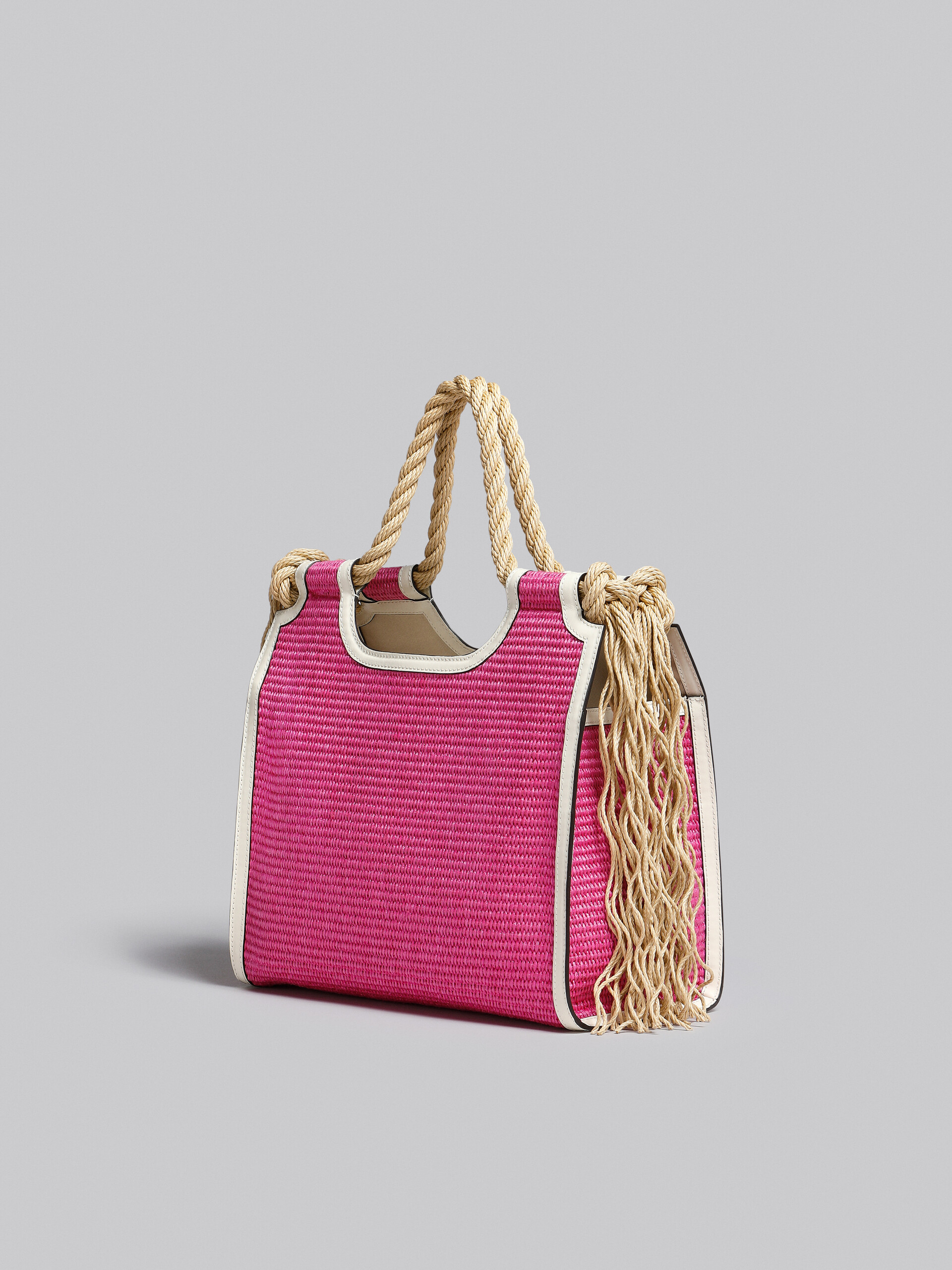 Marni x No Vacancy Inn - Marcel Tote Bag in pink raffia with white trims - Handbag - Image 3