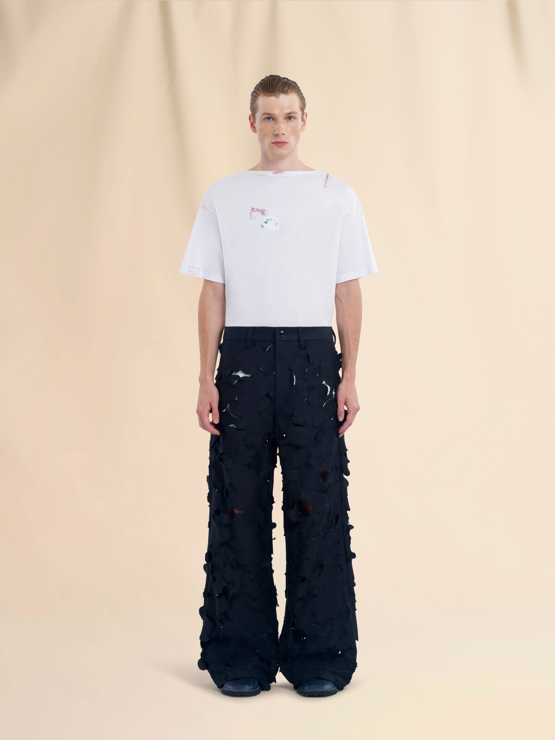 Black cotton cargo pants with cut-out detail - Pants - Image 2