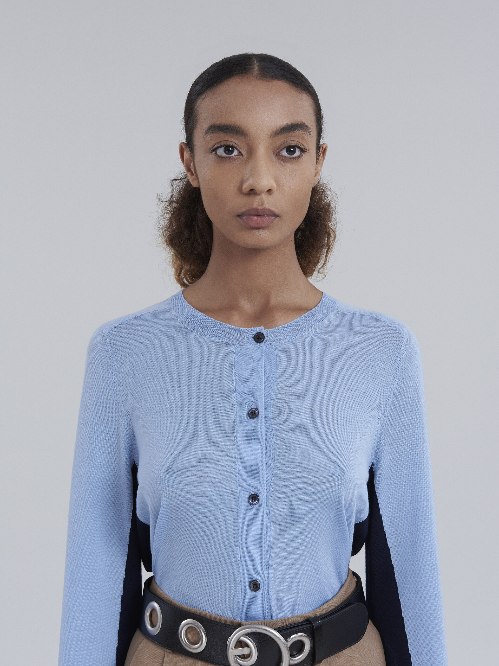 Cardigan in lana vergine con motivo a intarsio bicolore - Pullover - Image 4